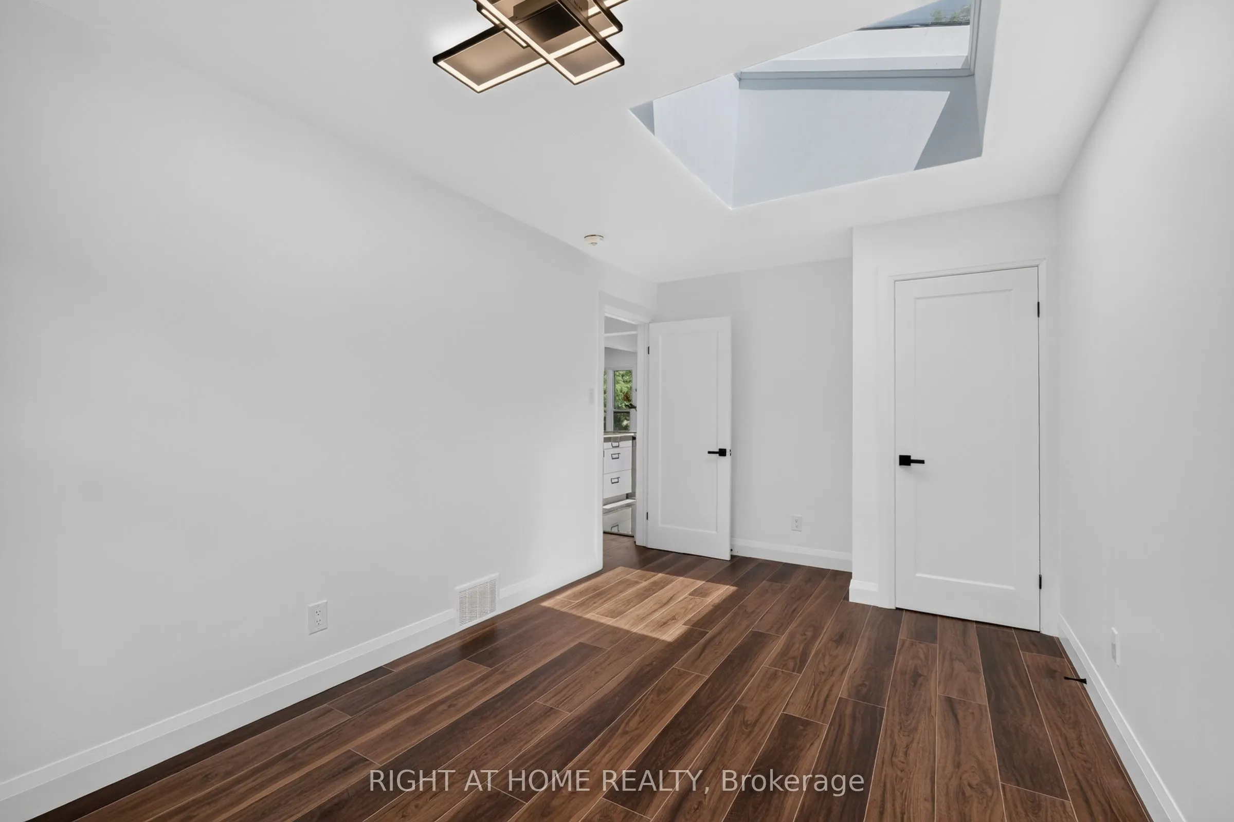200 Island Park Drive