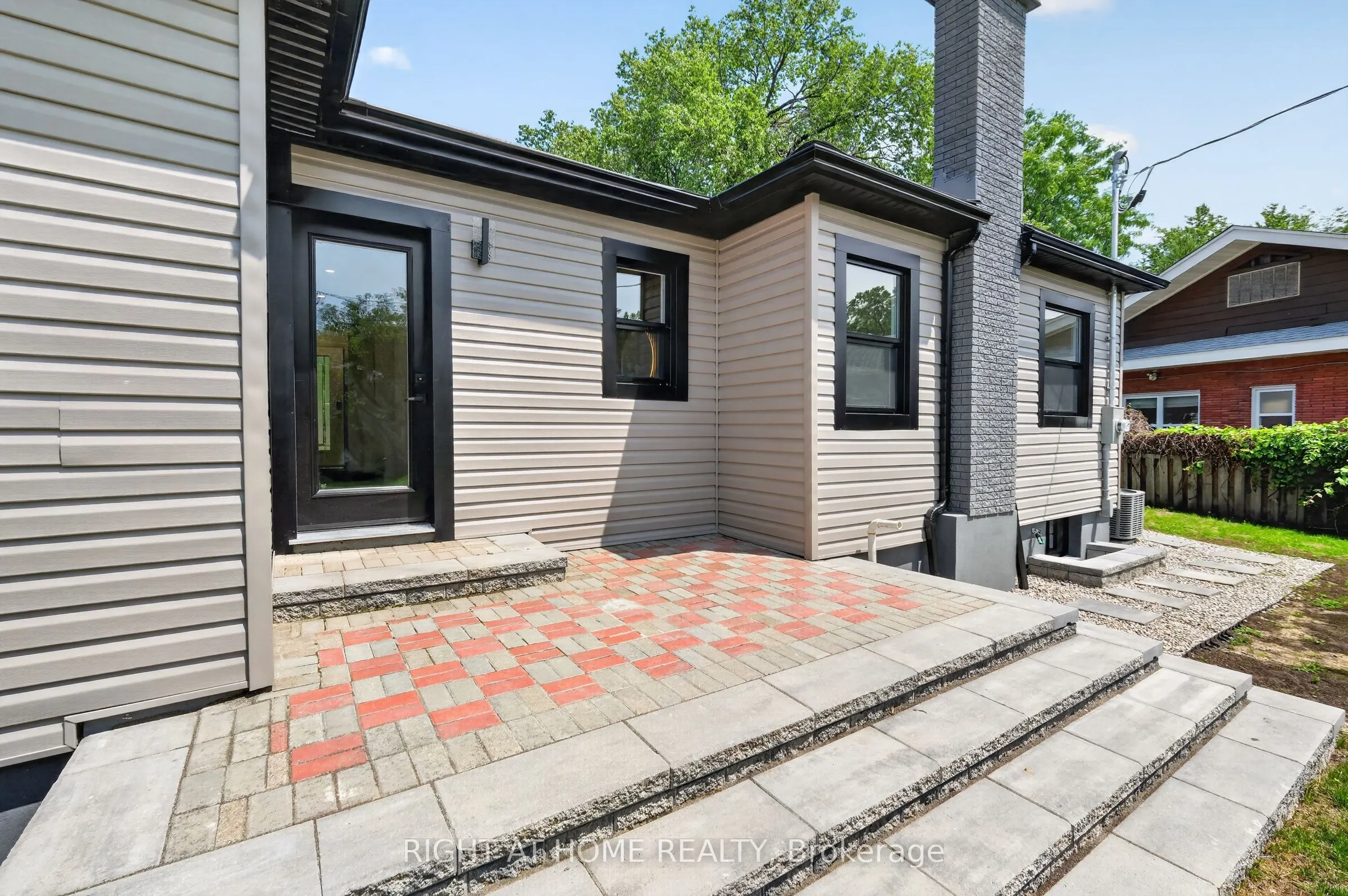 200 Island Park Drive