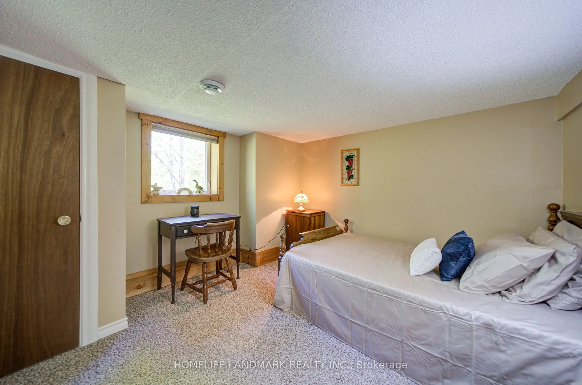 433 WHITES FALLS Road