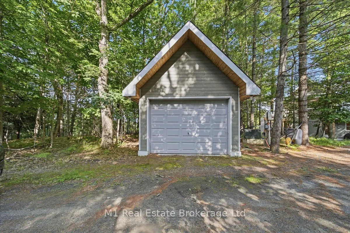 1106 Stephen Road