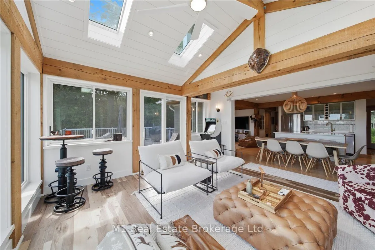 1106 Stephen Road