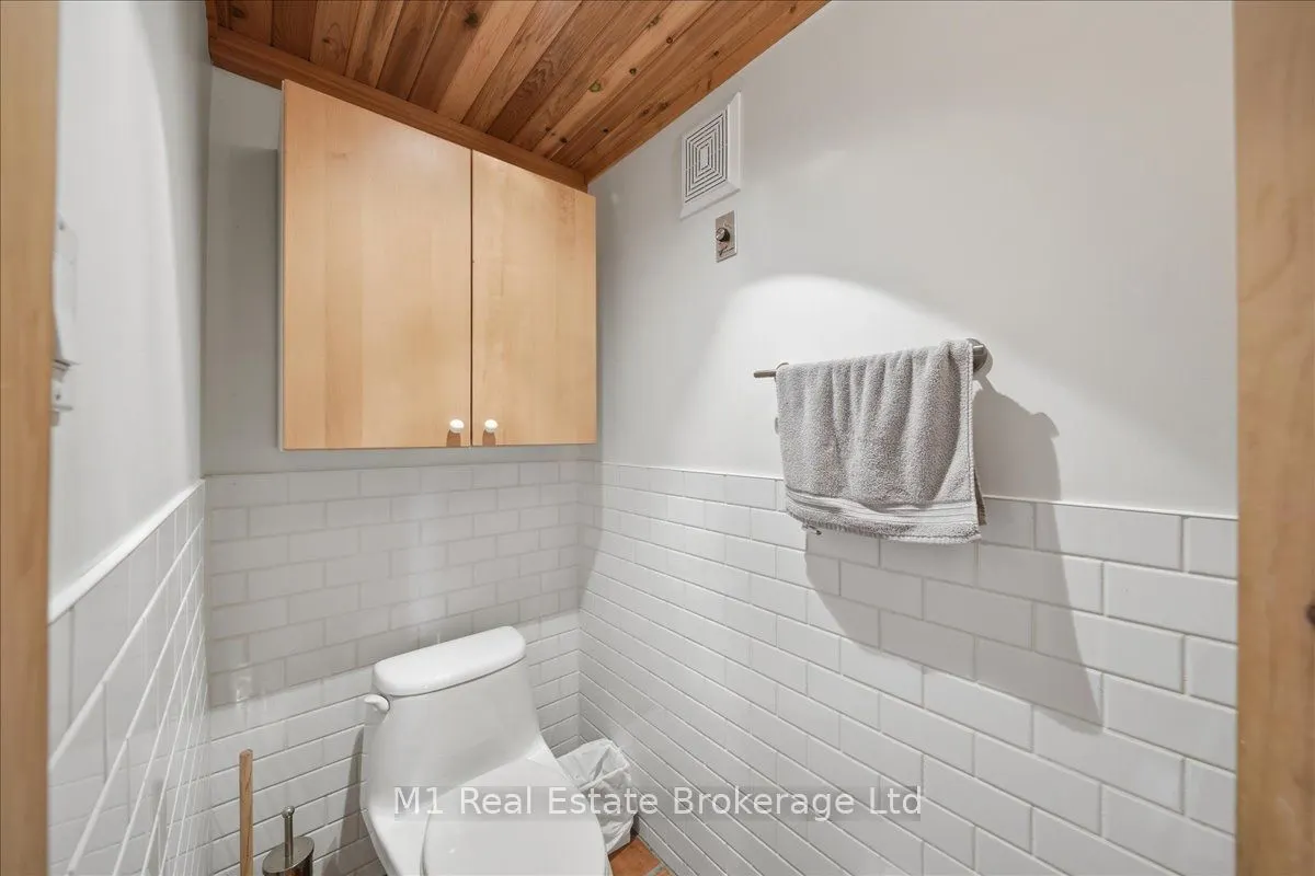 1106 Stephen Road