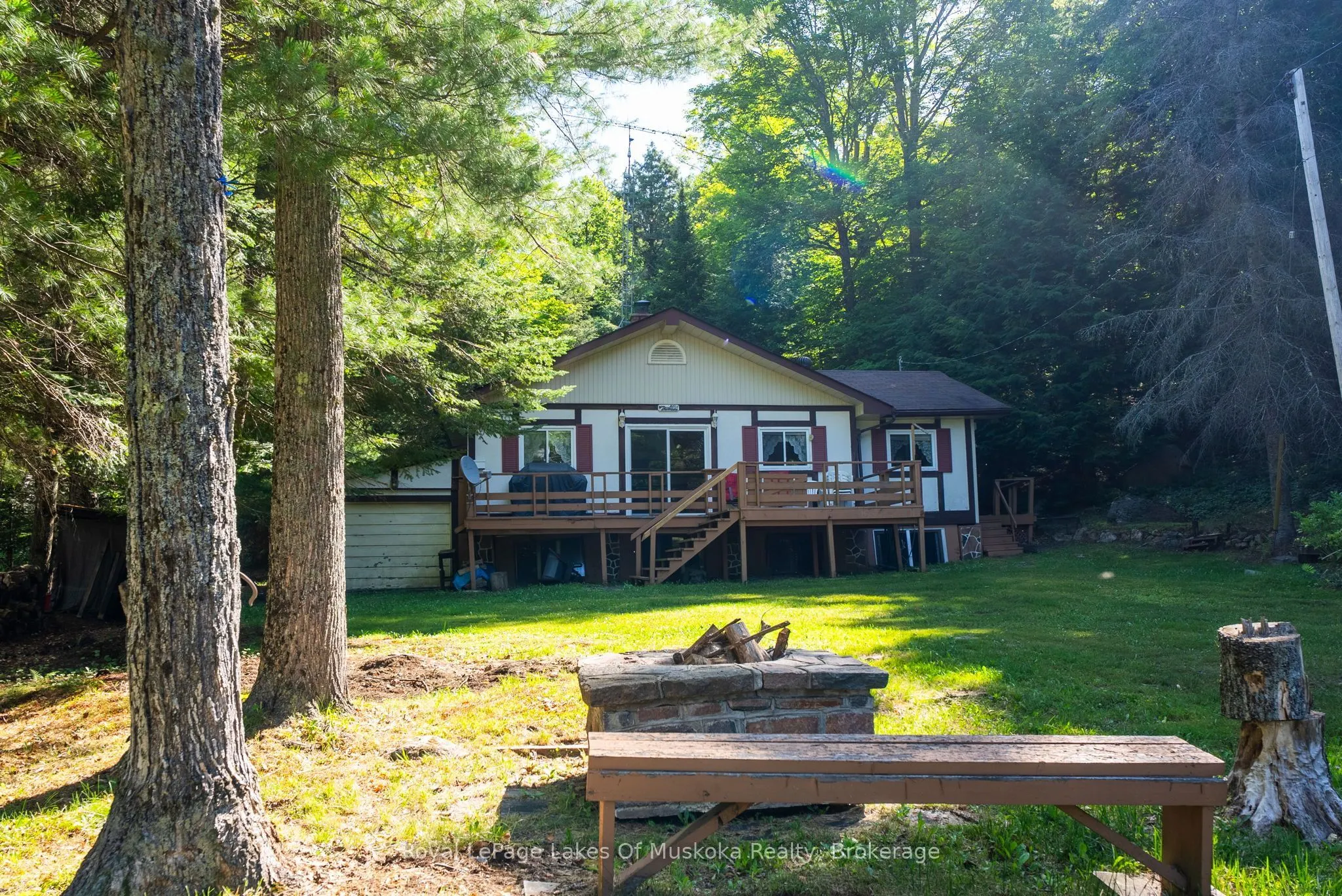 1423 Deer Lake Narrows Road
