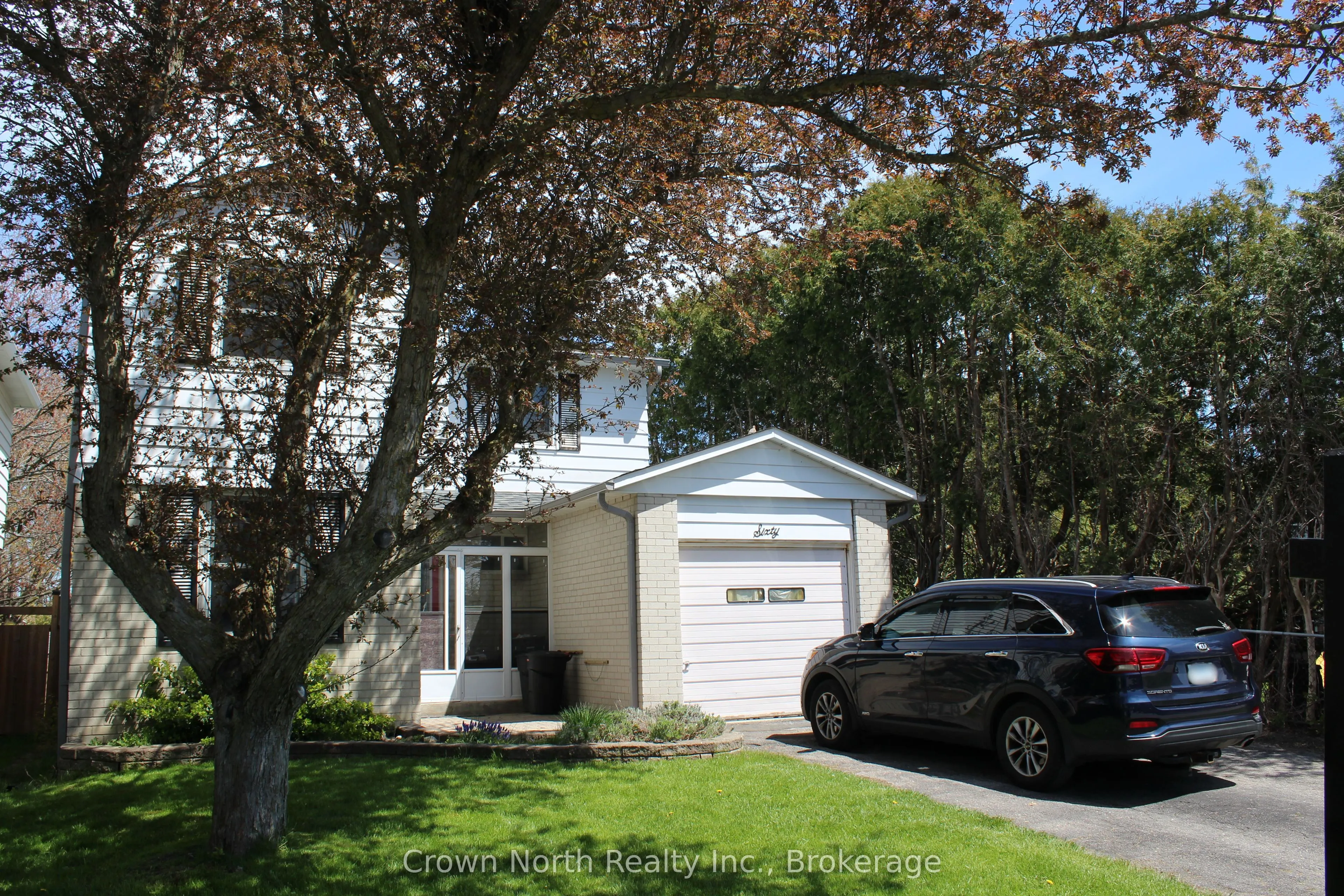 60 Pochon Avenue