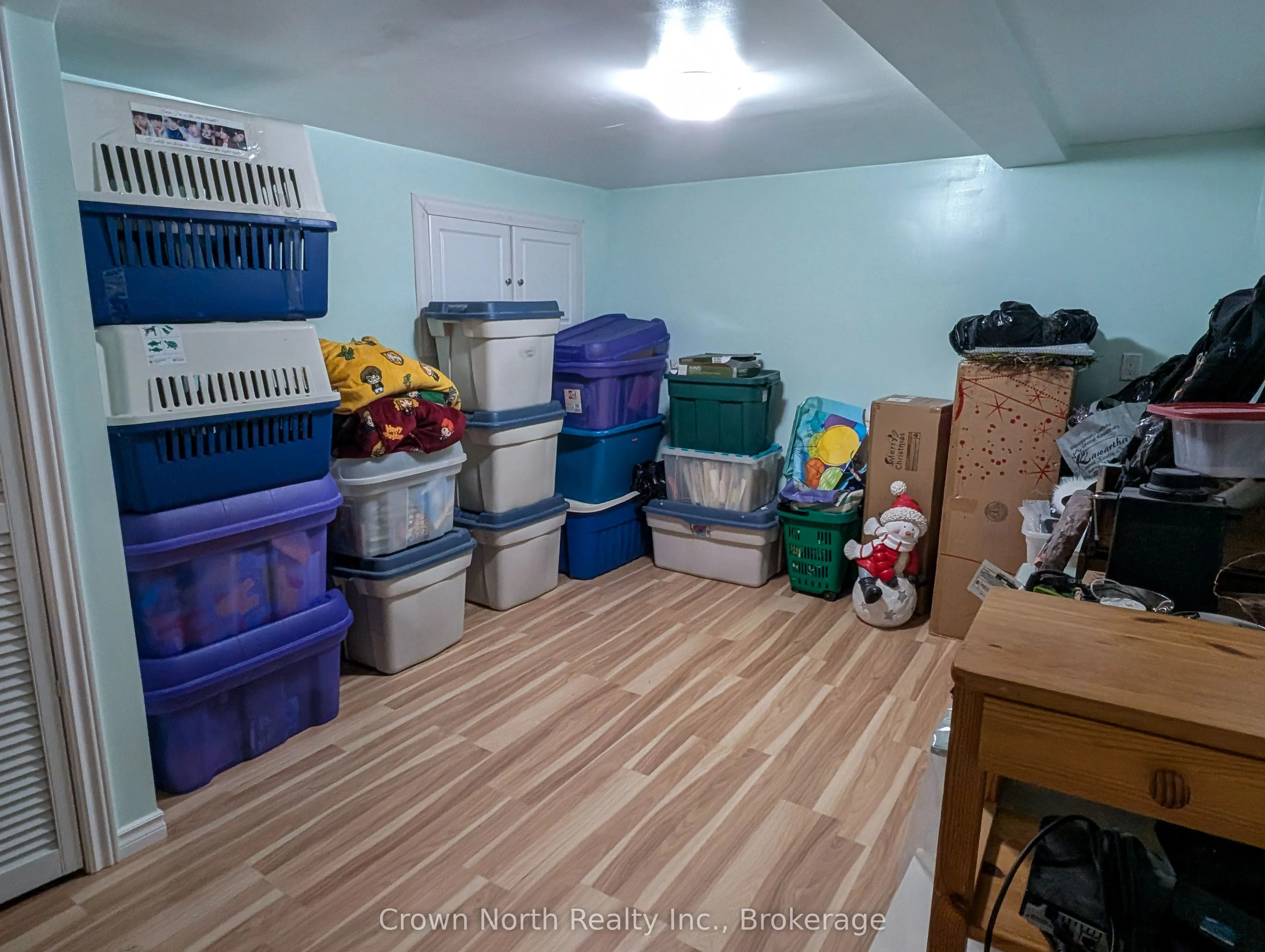 60 Pochon Avenue