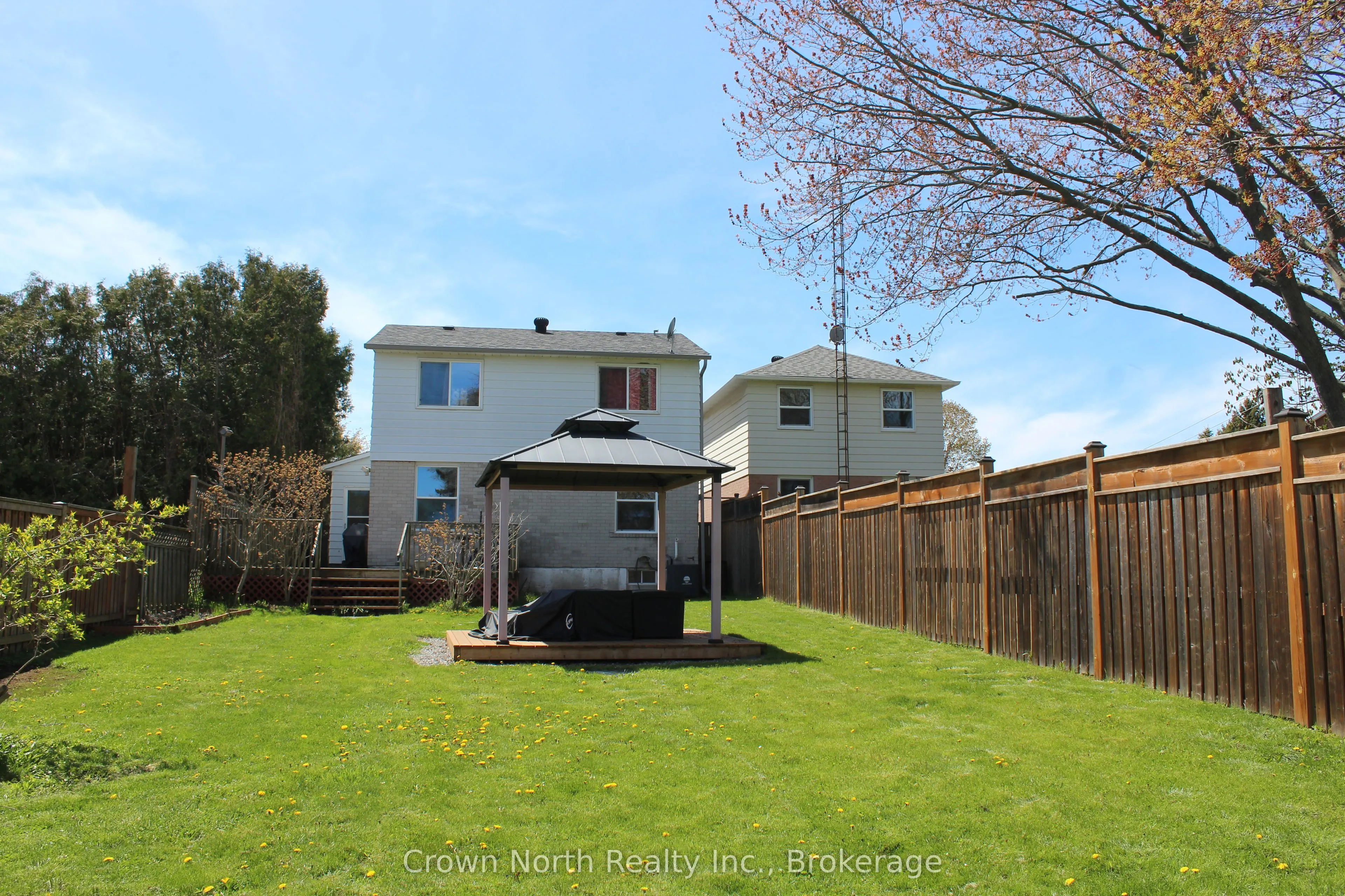 60 Pochon Avenue
