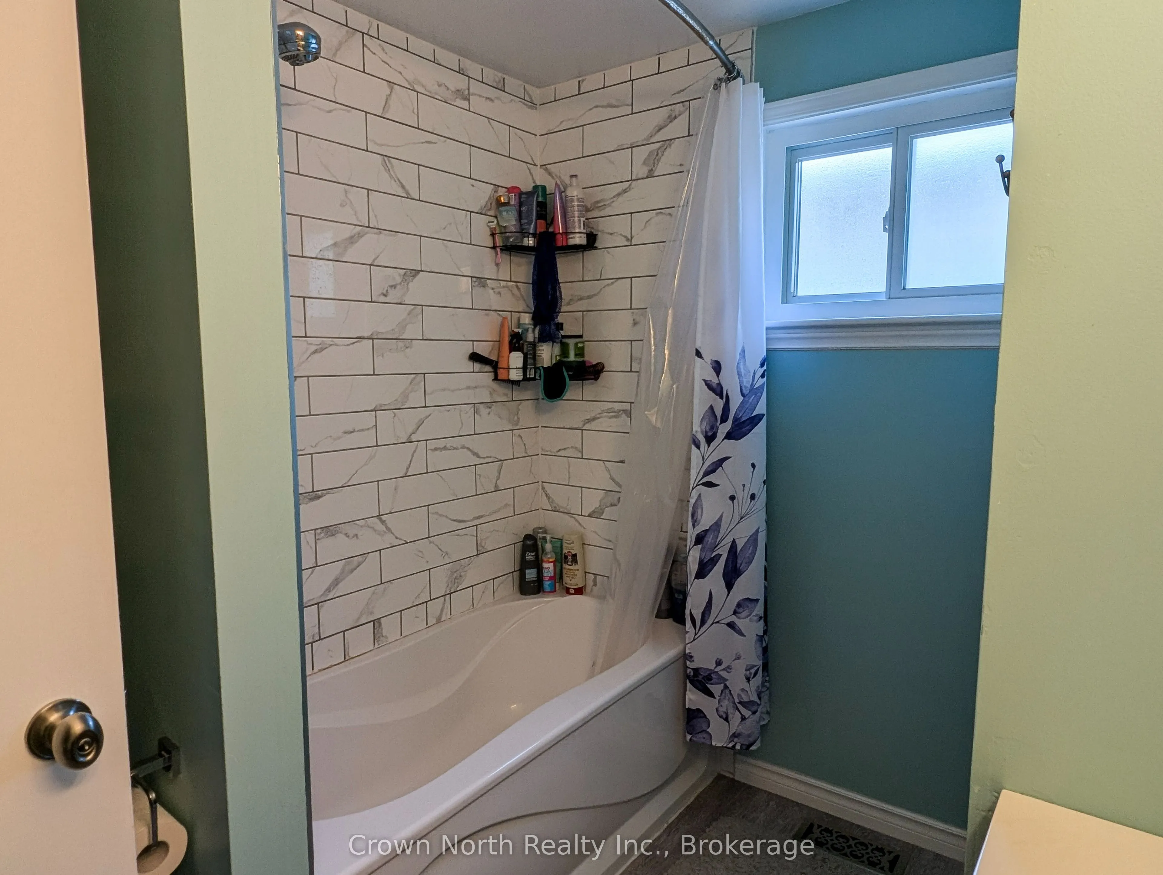 60 Pochon Avenue