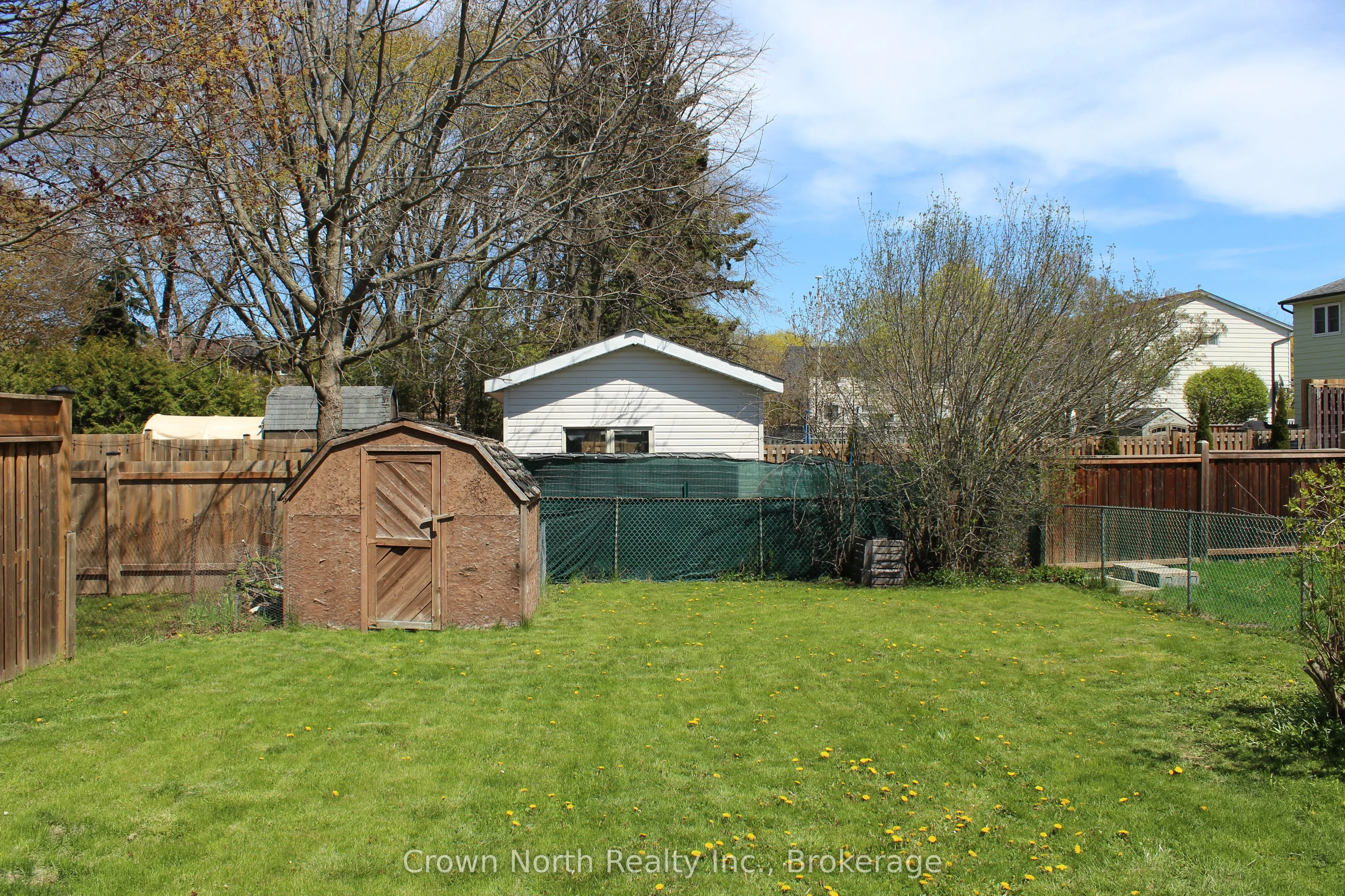 60 Pochon Avenue