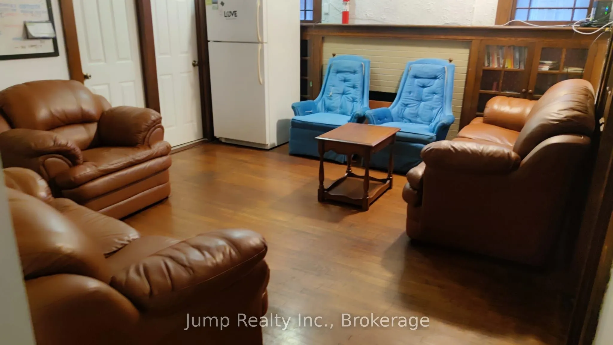 366 Rosedale Avenue #Upper