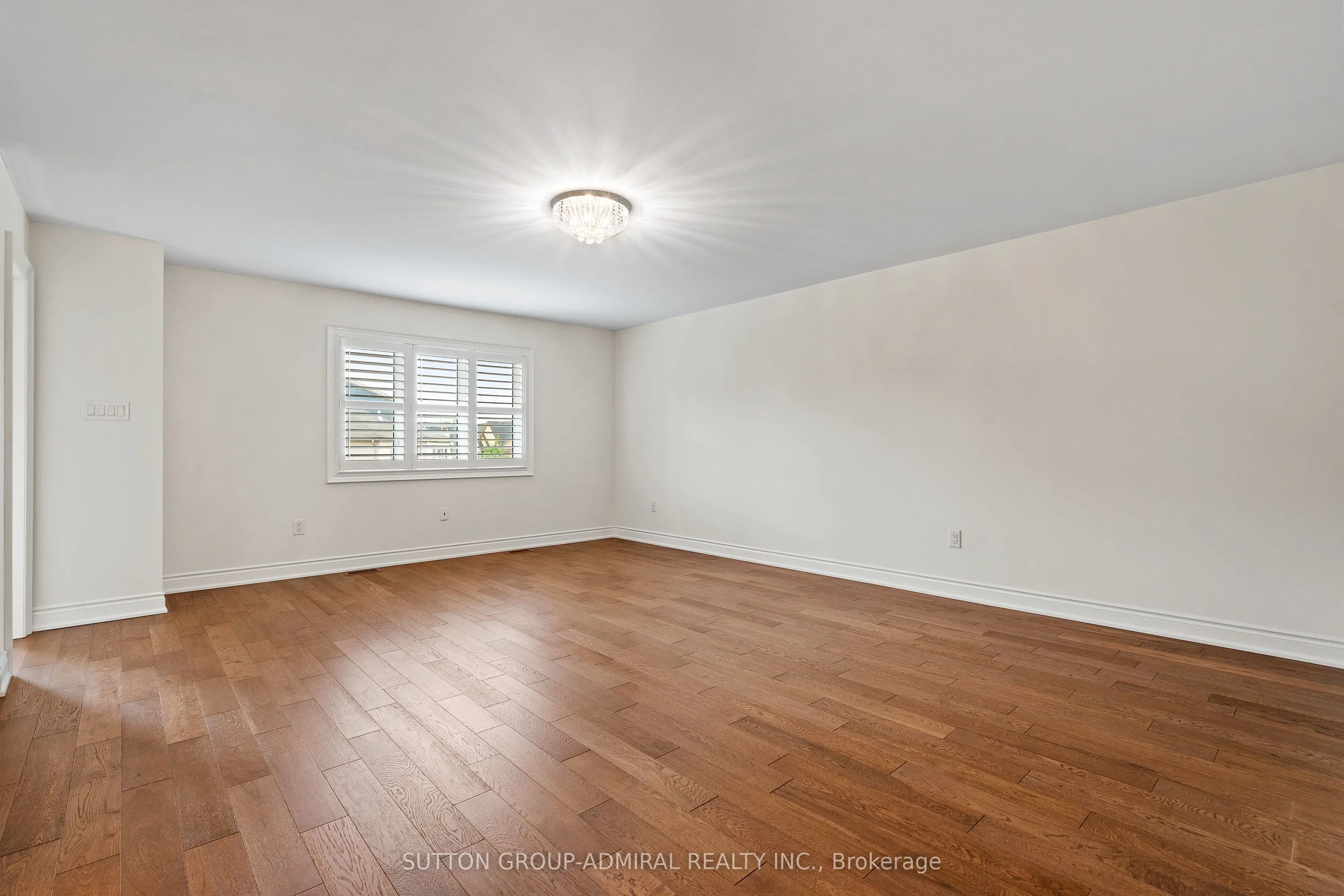943 Line 9 Road