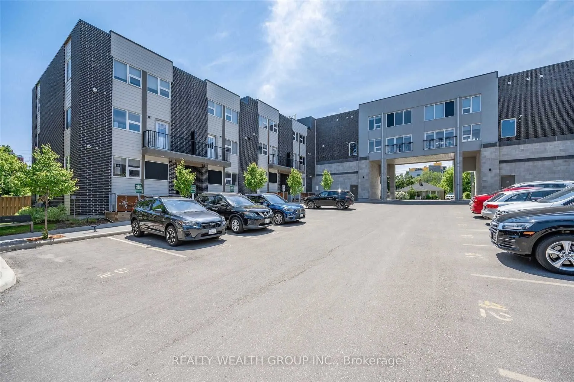 288 Albert Street #113
