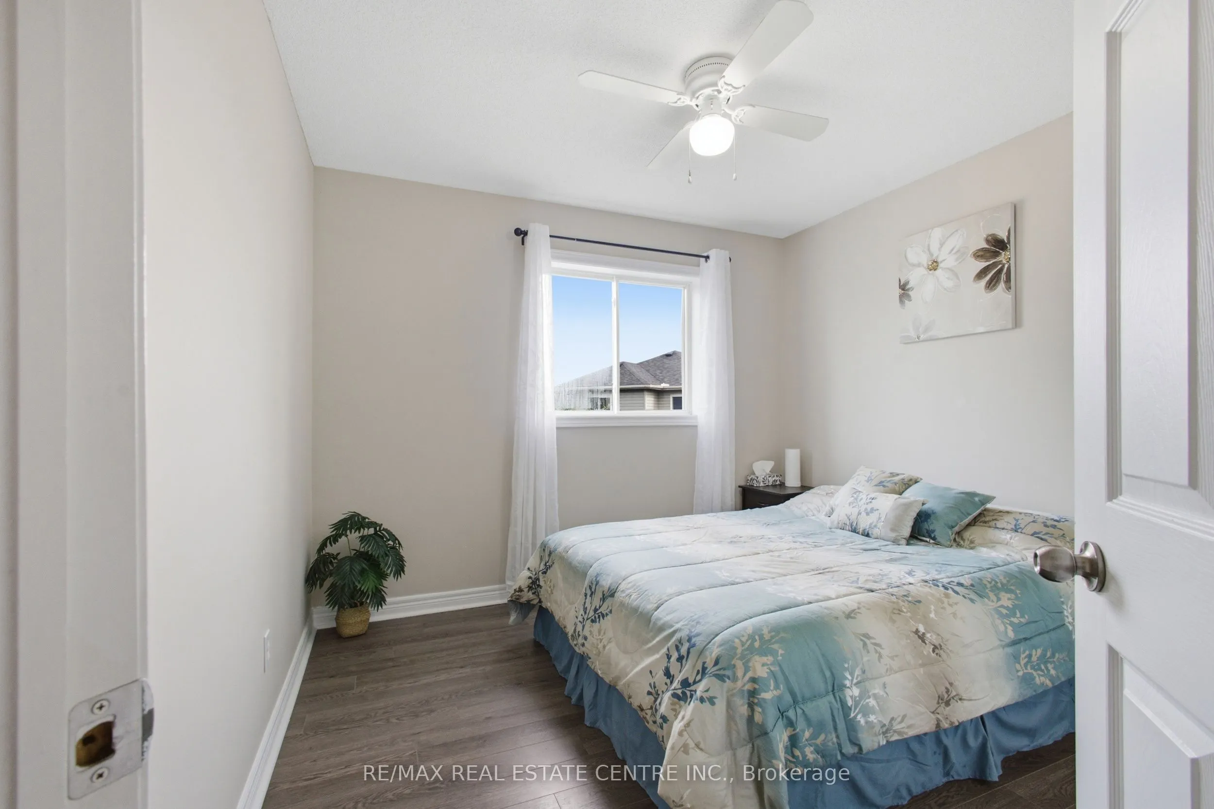 801 Hunters Gate Crescent