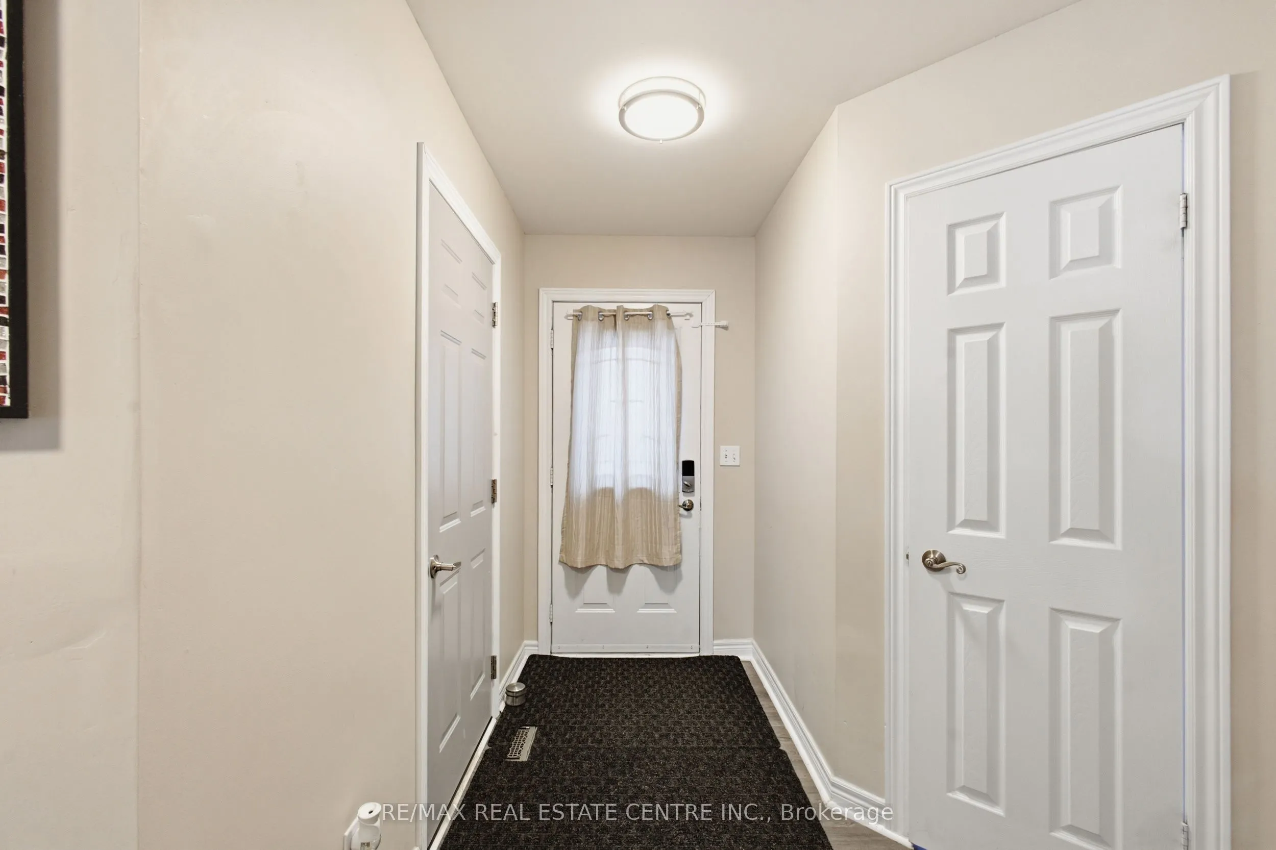 801 Hunters Gate Crescent