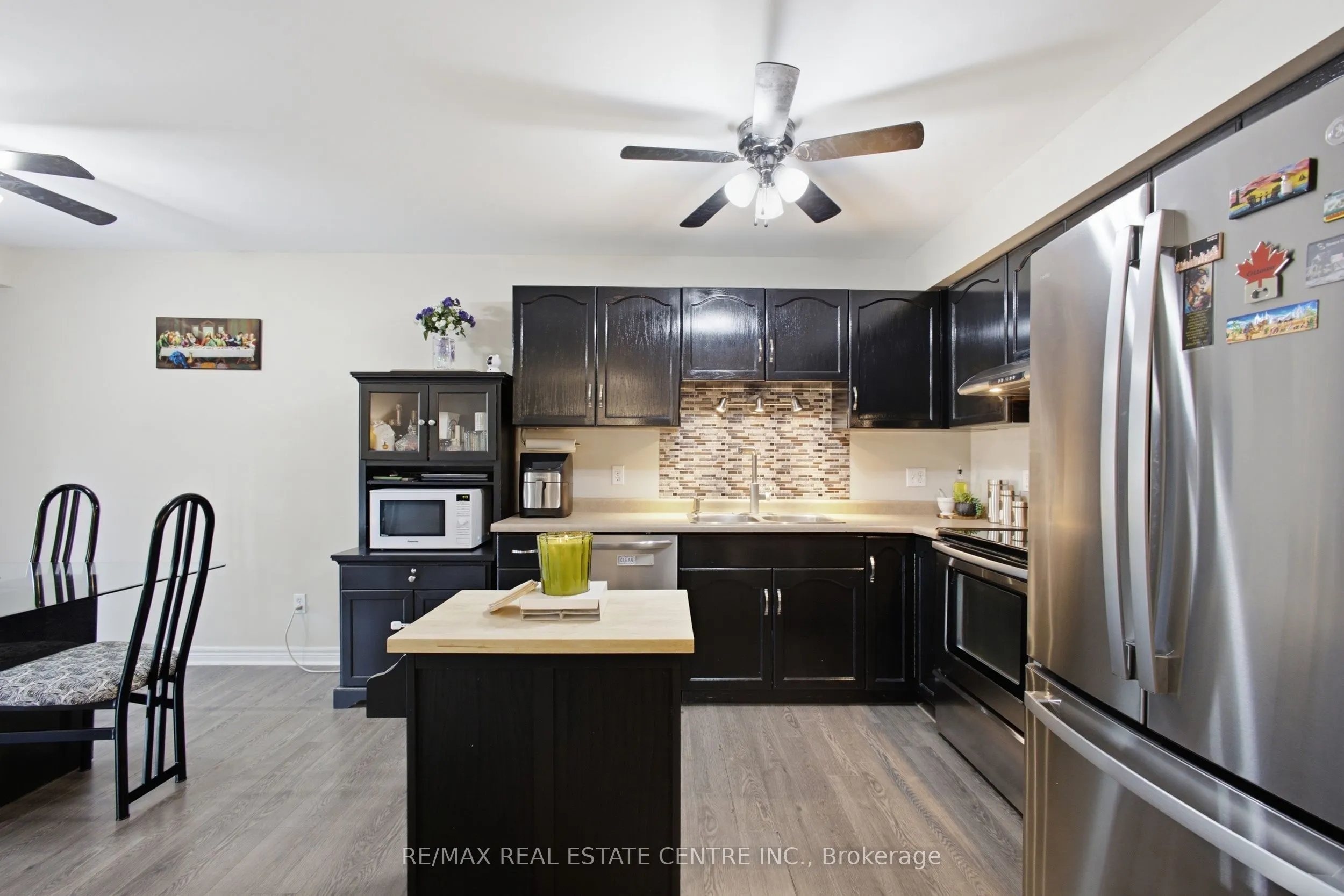 801 Hunters Gate Crescent