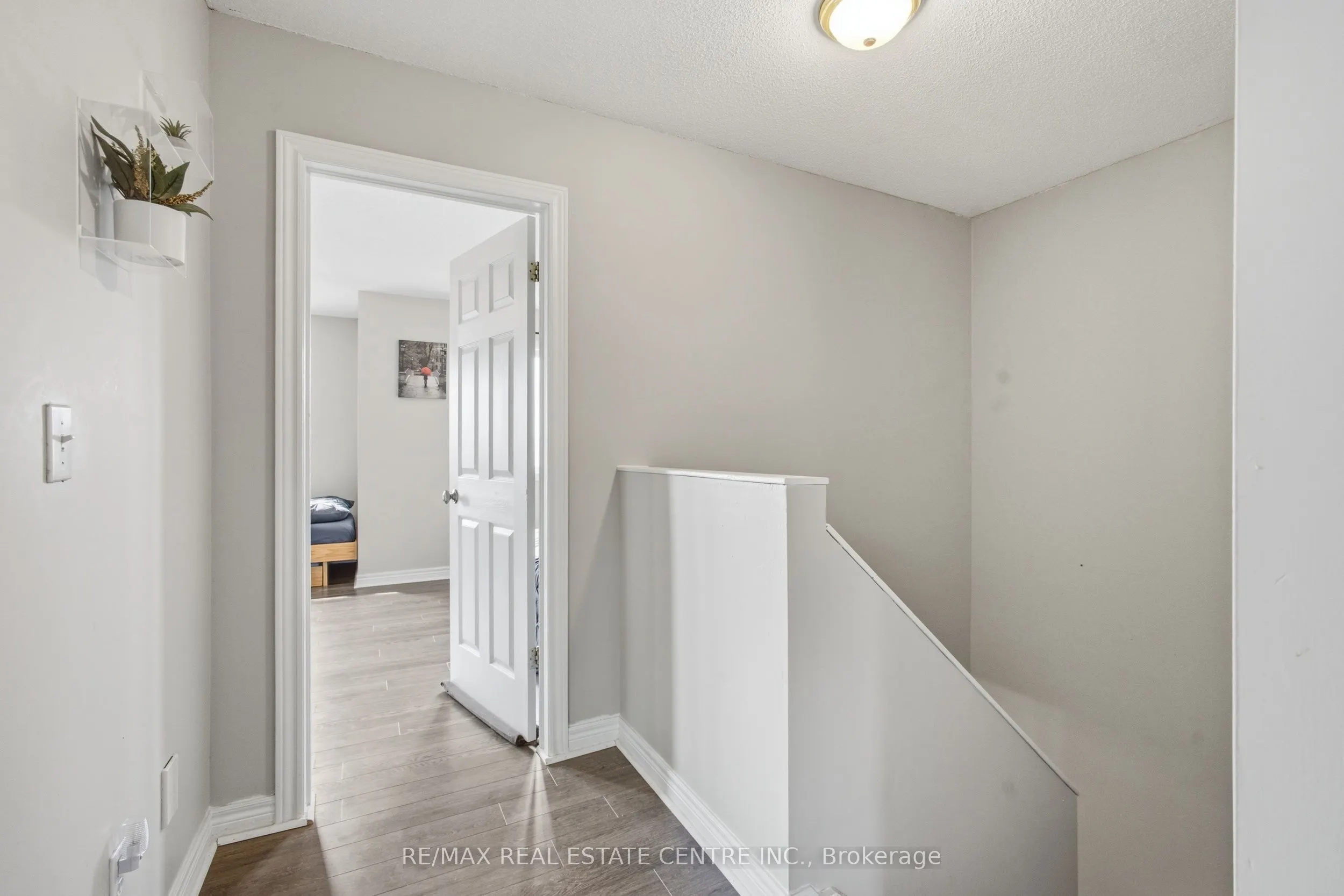 801 Hunters Gate Crescent