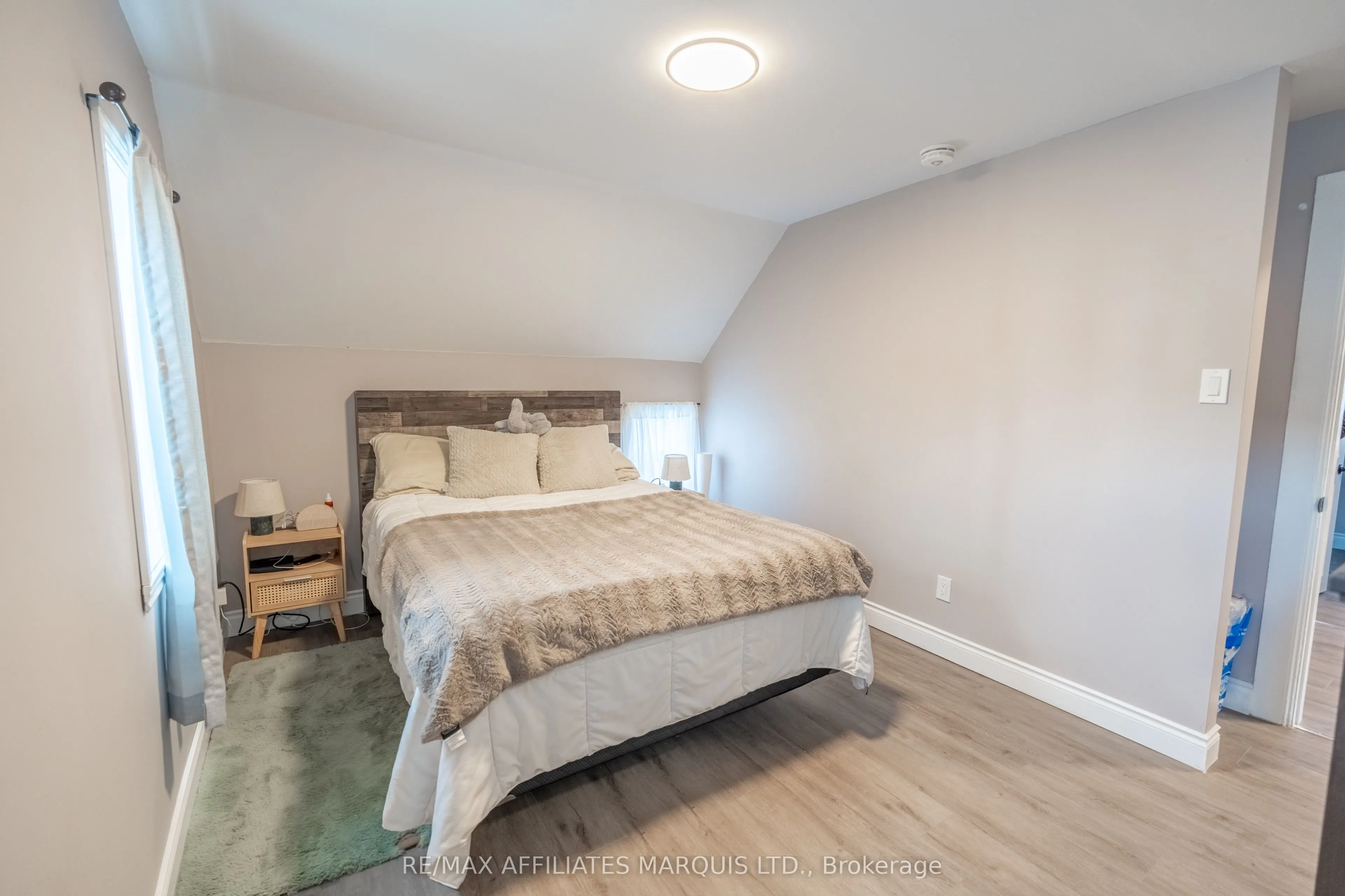 2 Whitehead Avenue