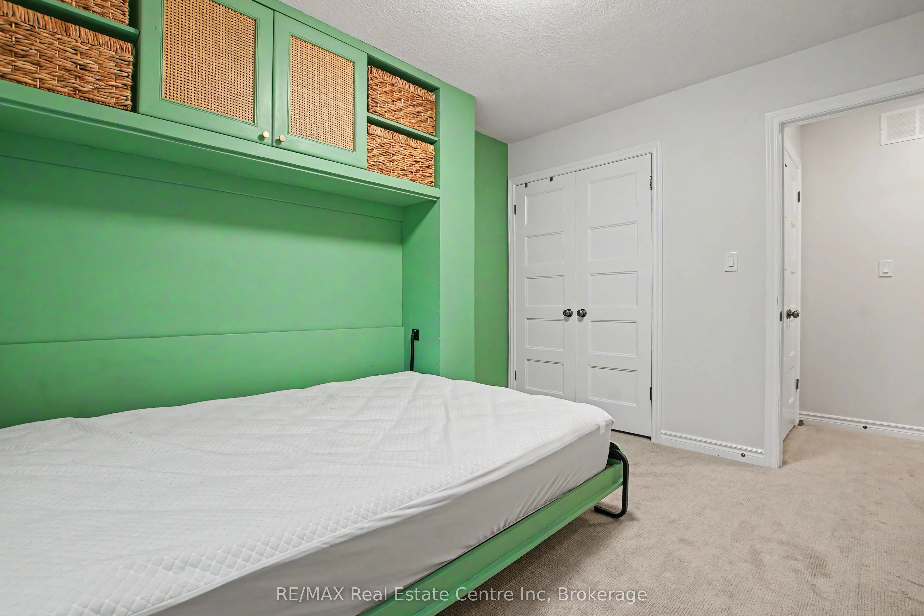 167 Arkell Road #15