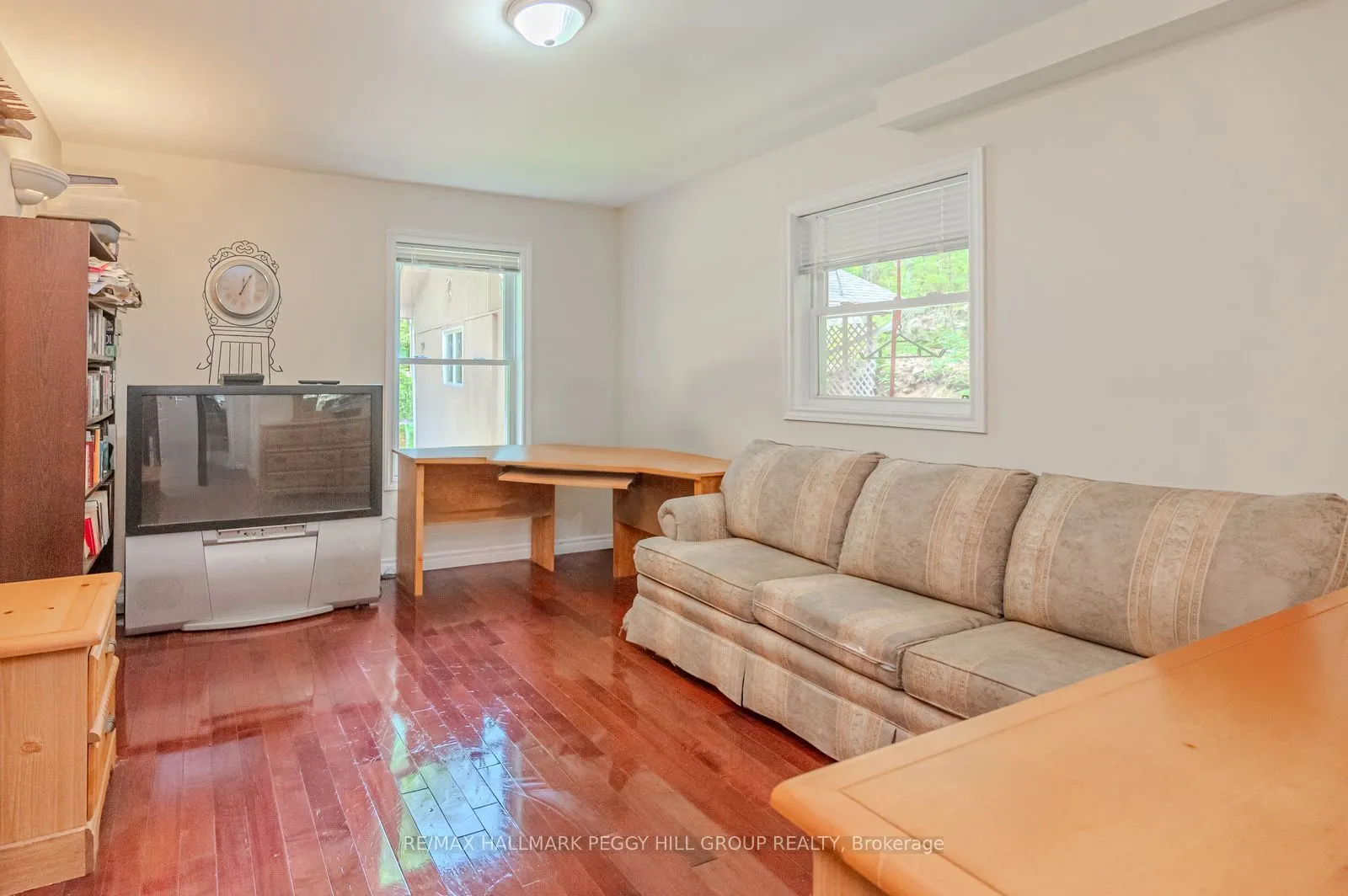 4 Clover Court