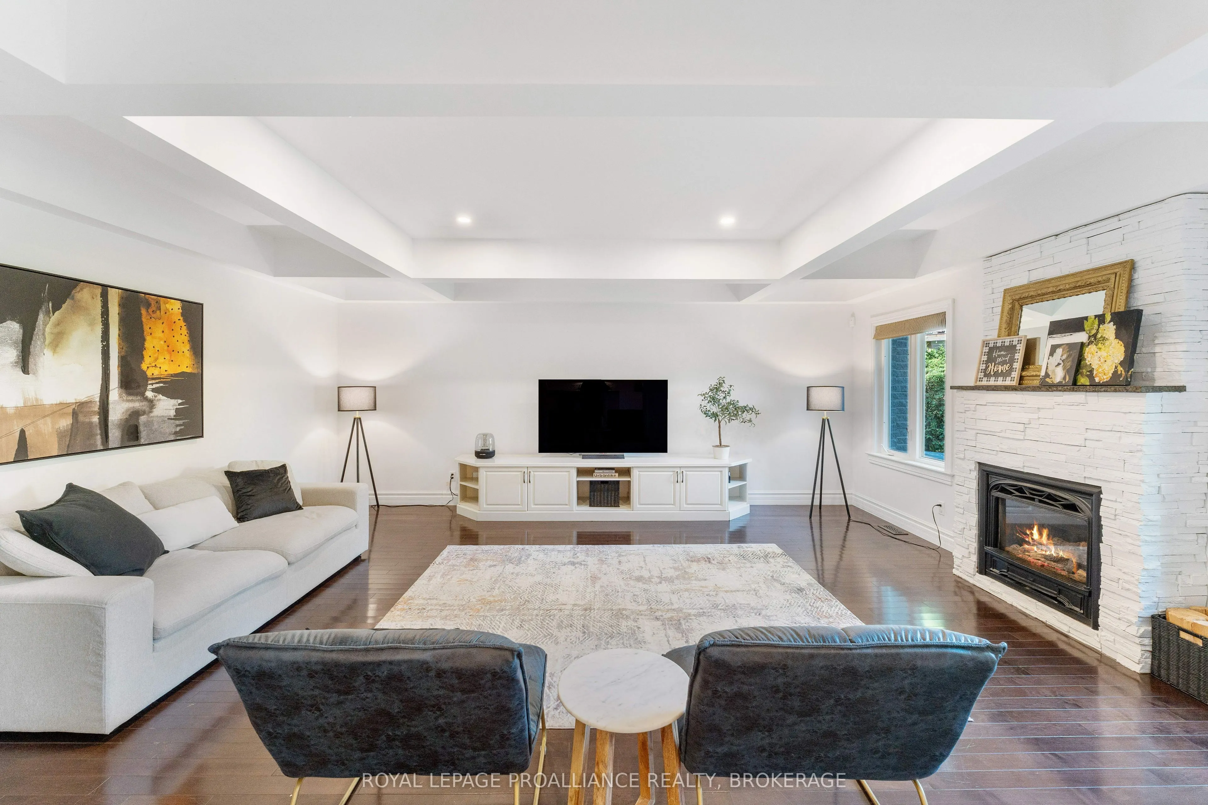 81 Kenwoods Circle