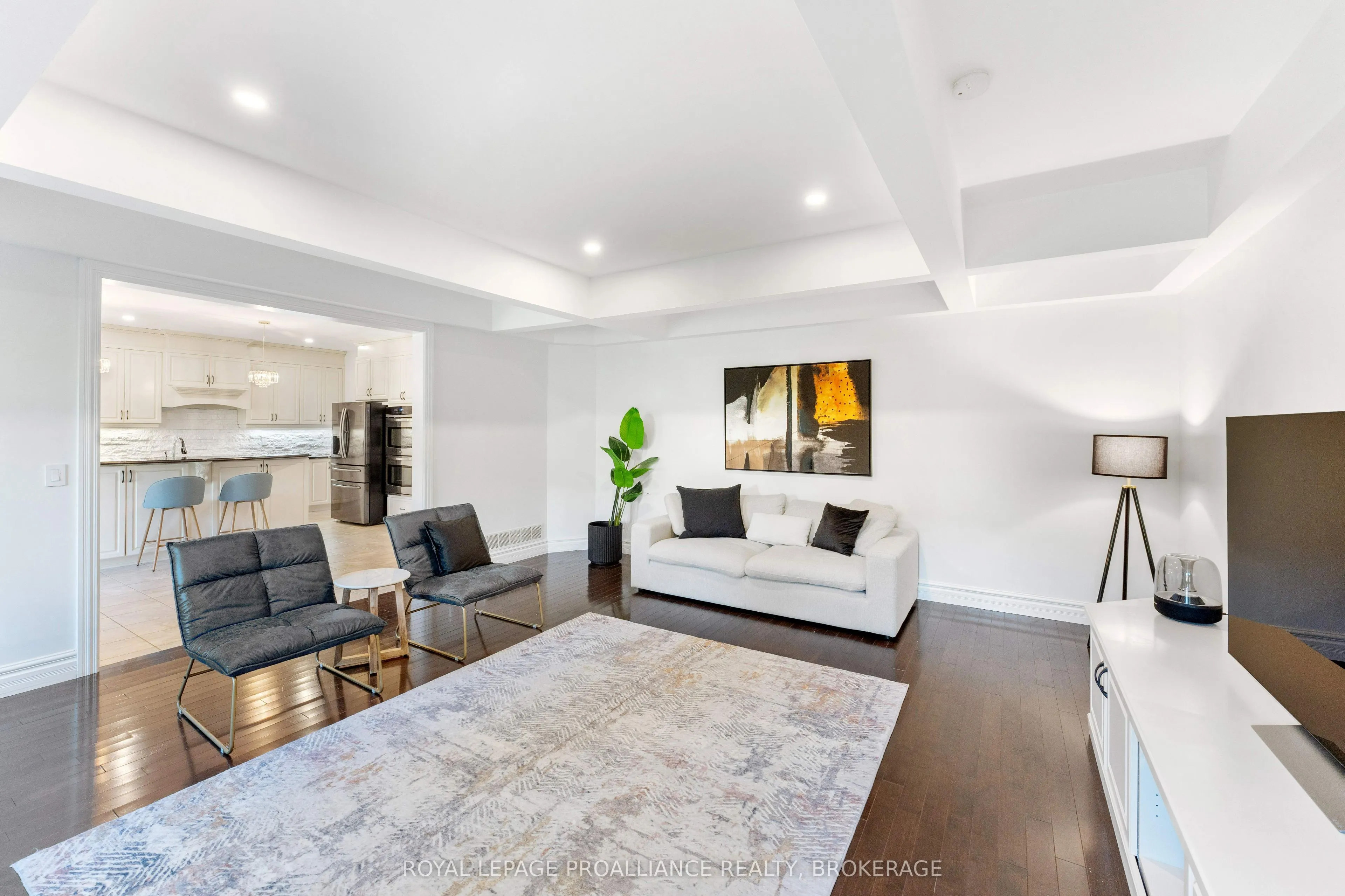 81 Kenwoods Circle