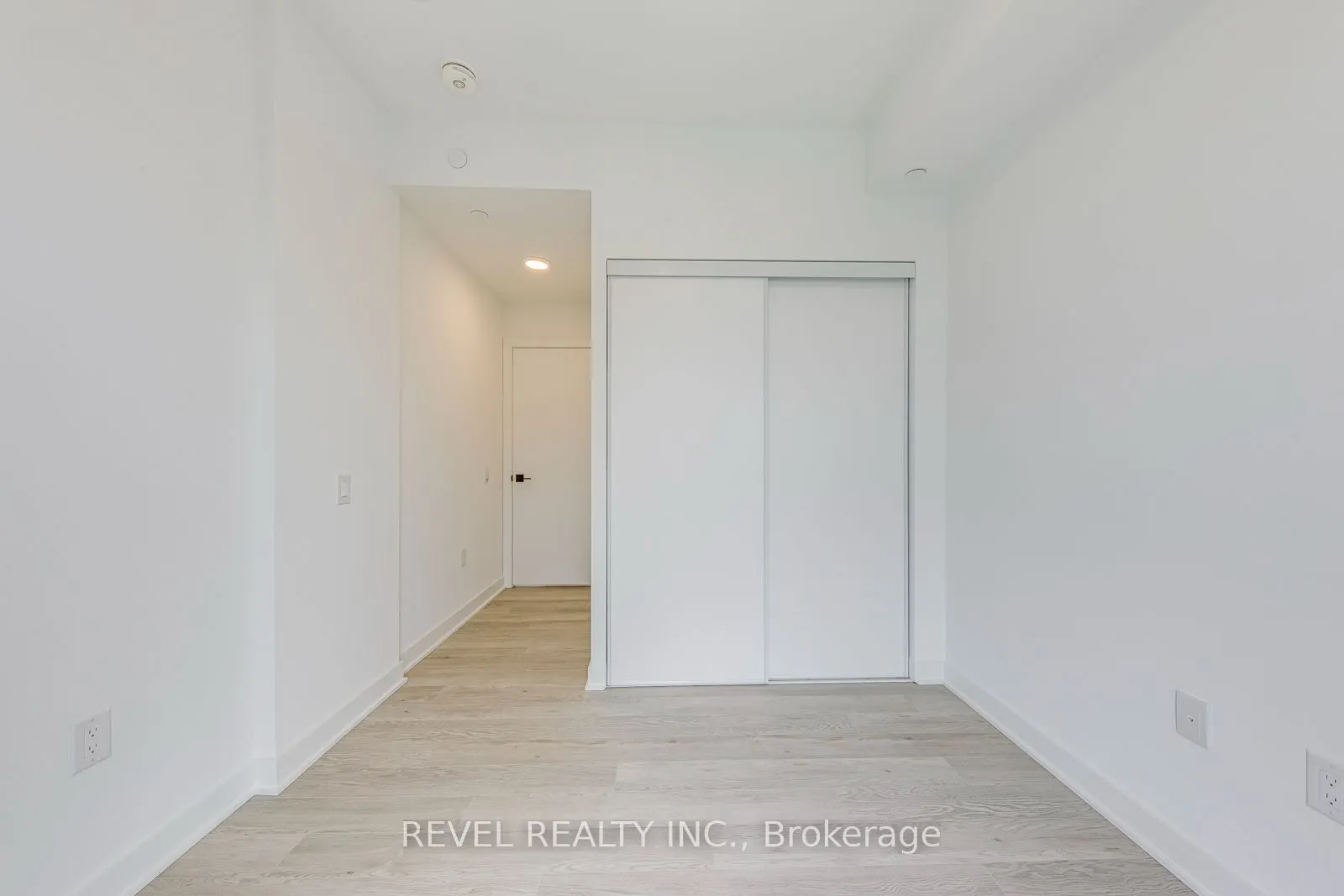 2782 Barton Street E #1107