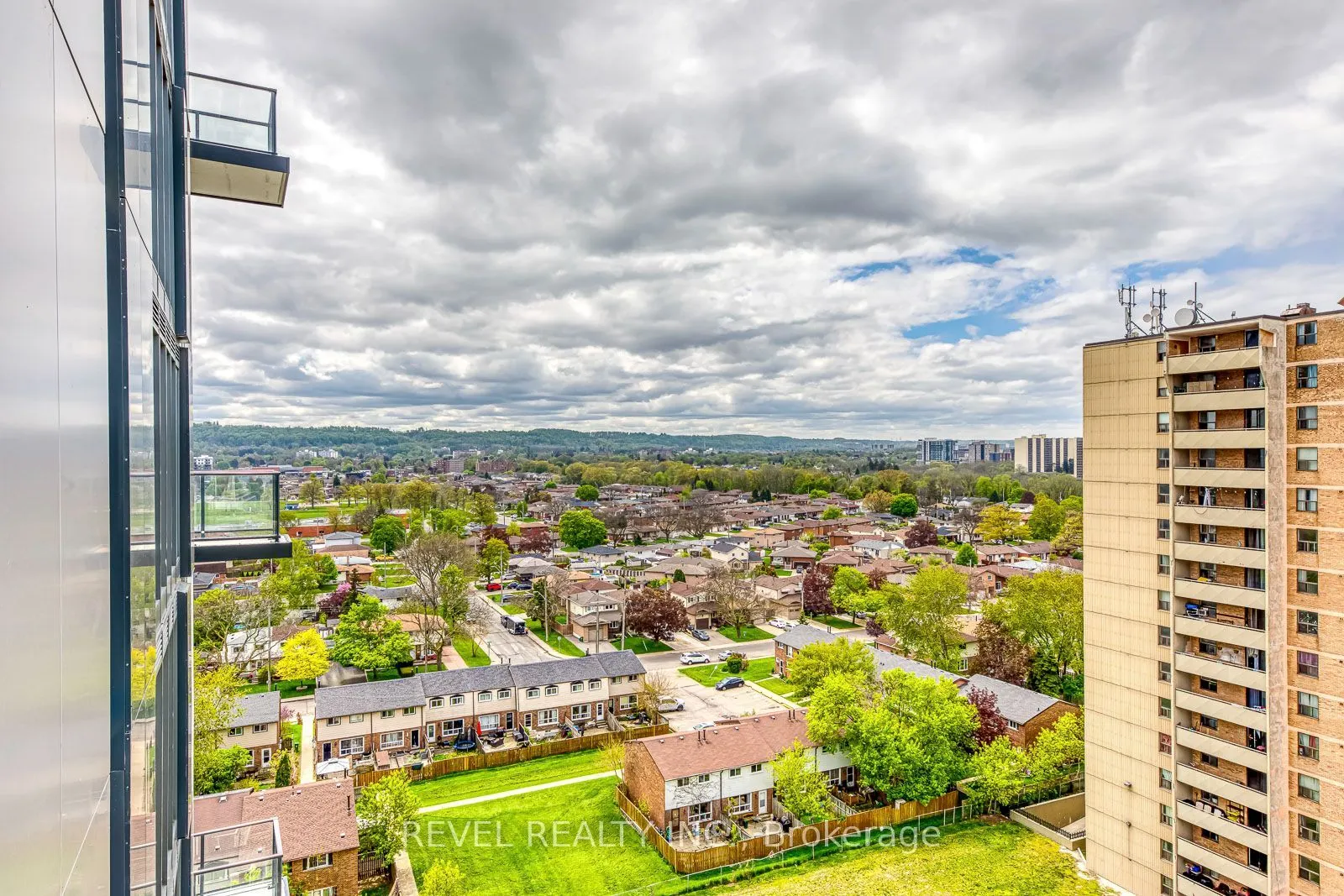 2782 Barton Street E #1107