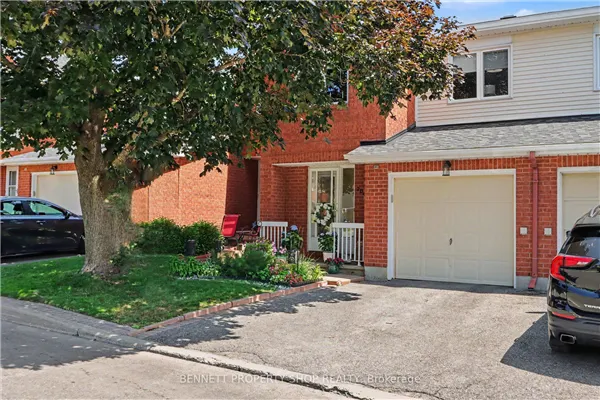2 Maple Ridge Crescent #B