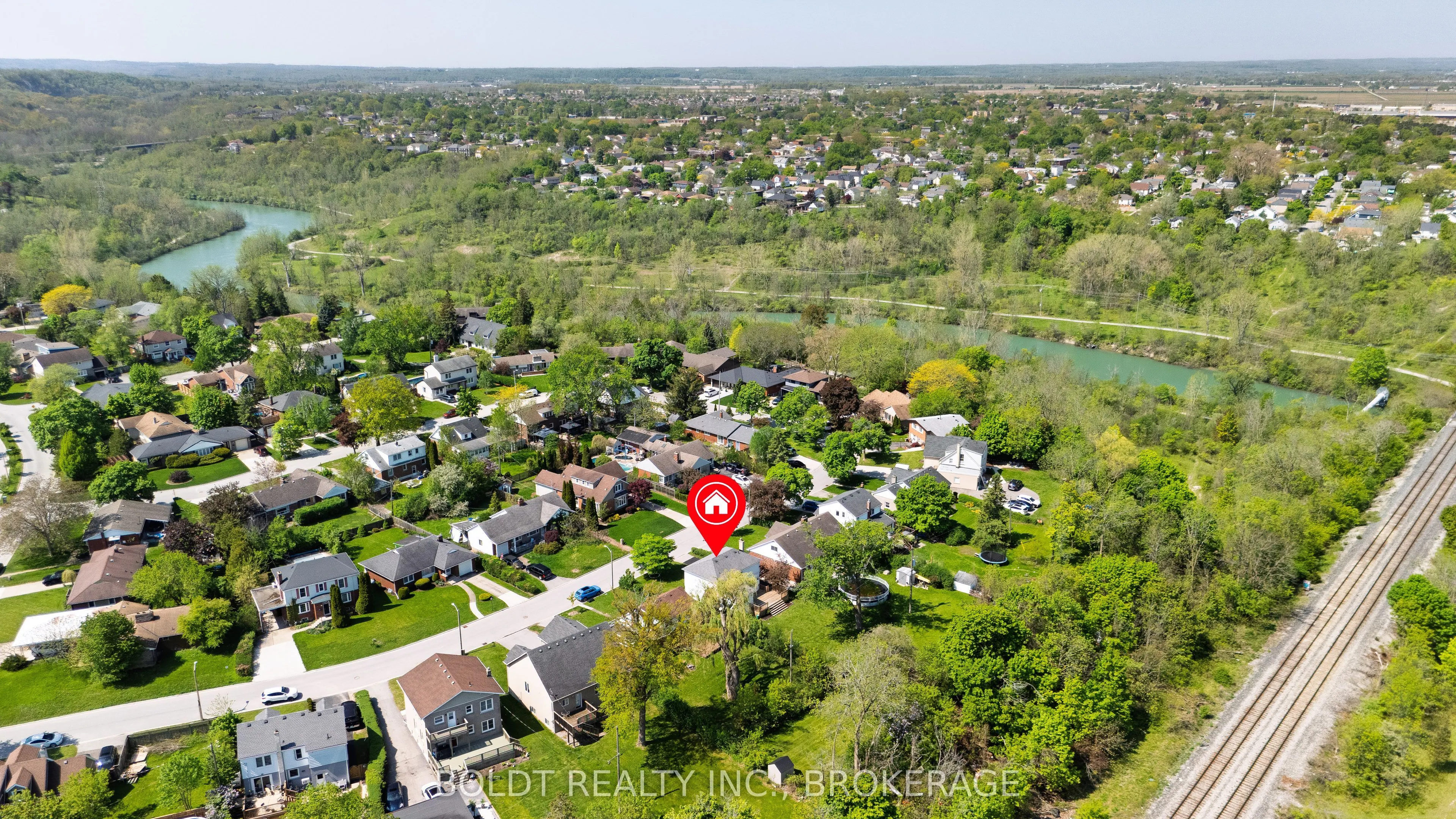 35 Rivercrest Drive