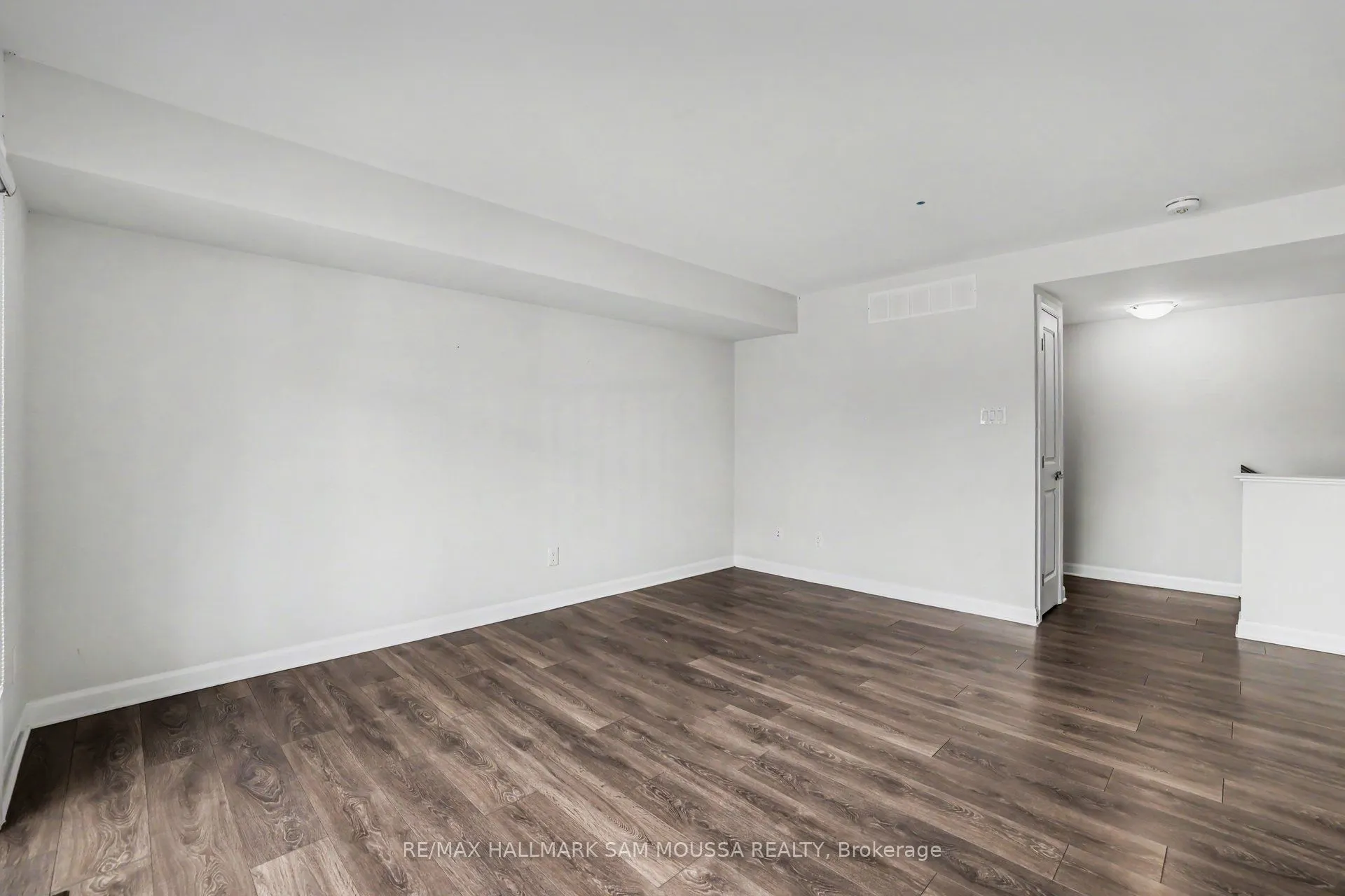 215 Eldorado Private #A