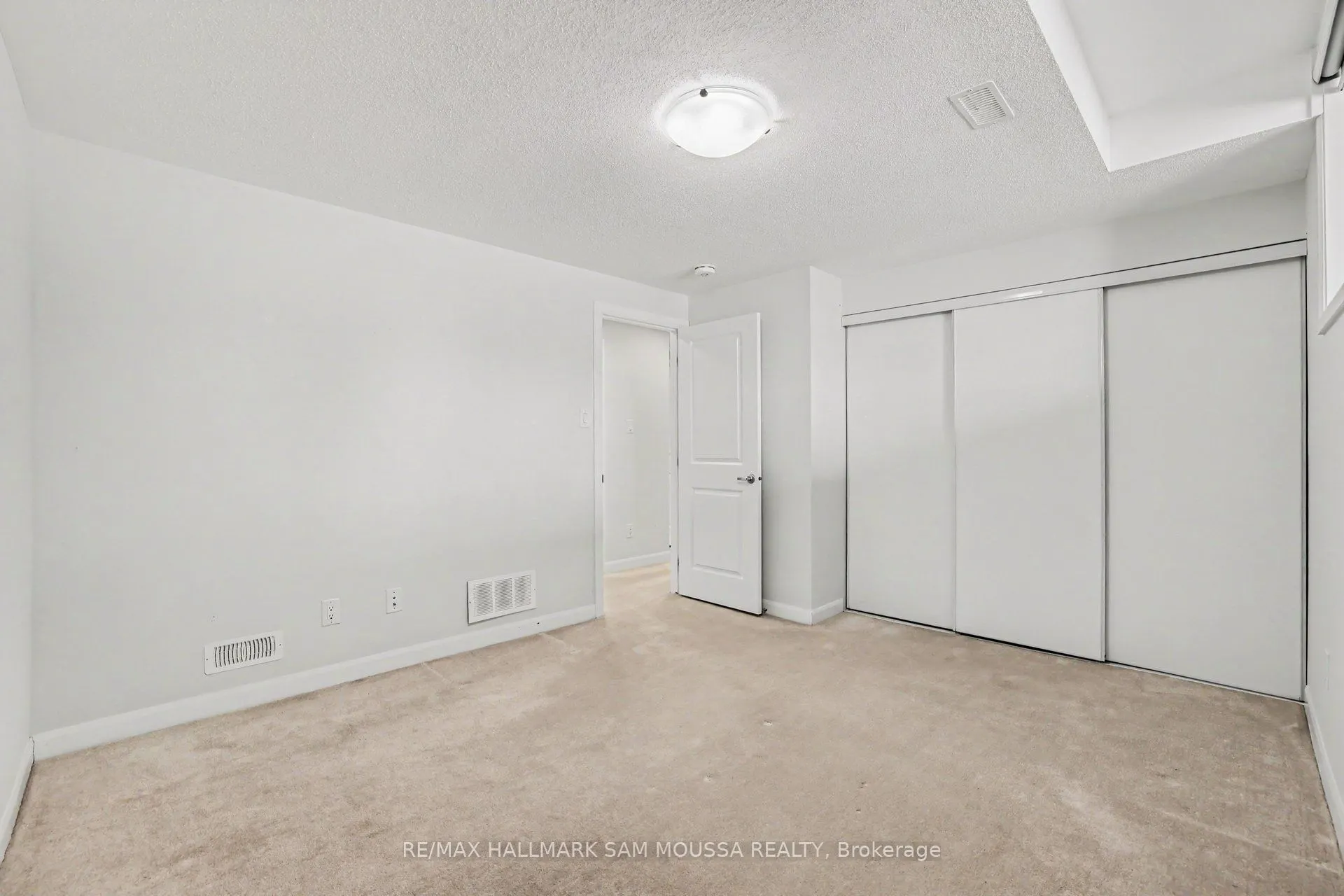 215 Eldorado Private #A