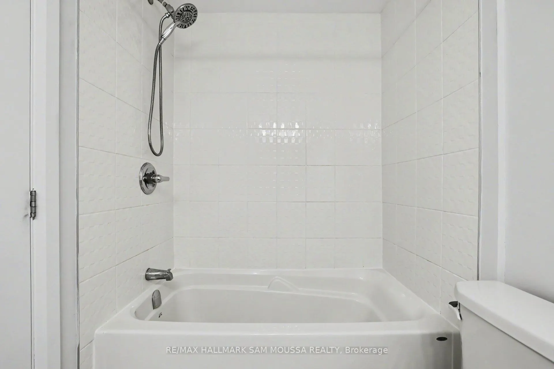 215 Eldorado Private #A