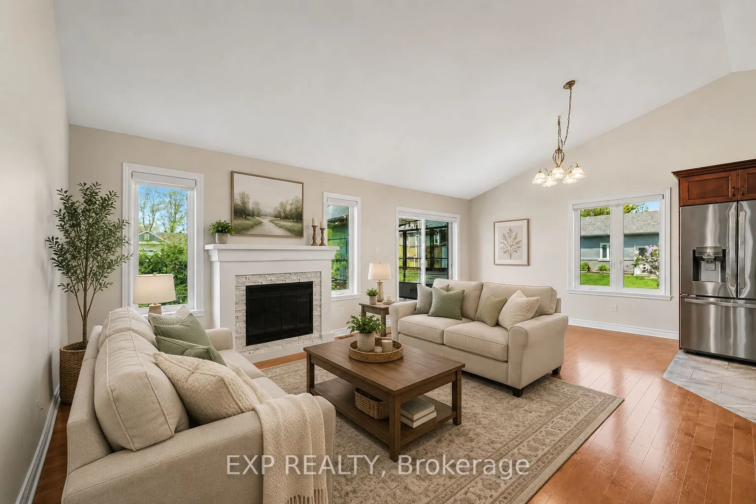28 Jim Brownell Boulevard