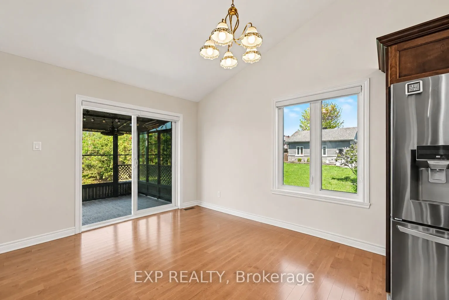 28 Jim Brownell Boulevard