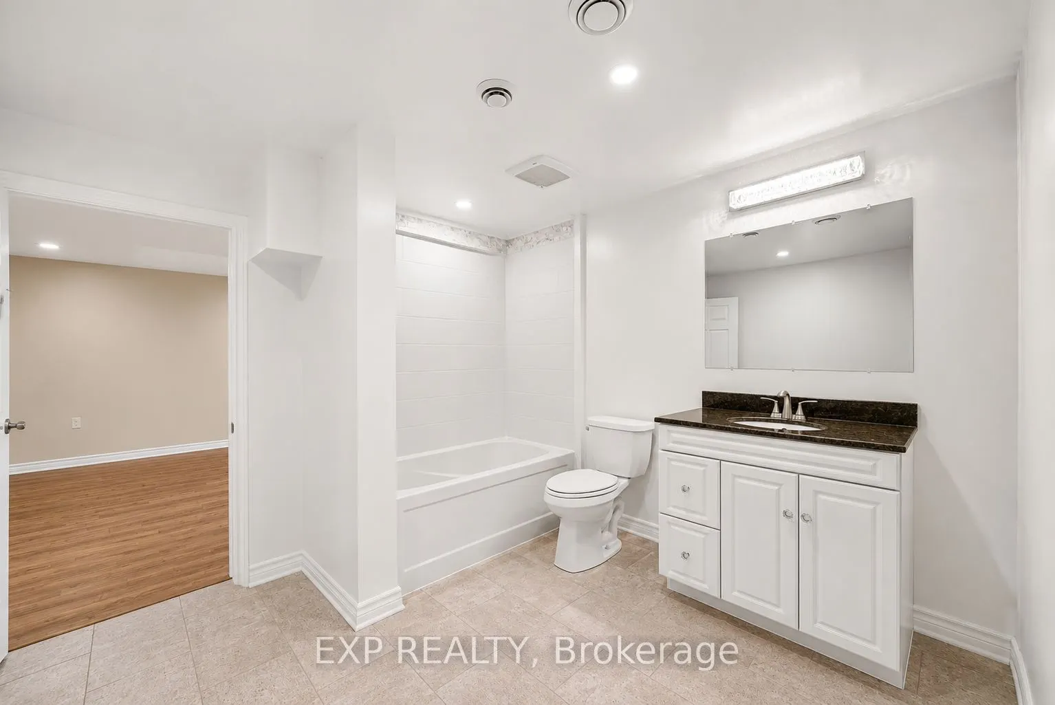 28 Jim Brownell Boulevard