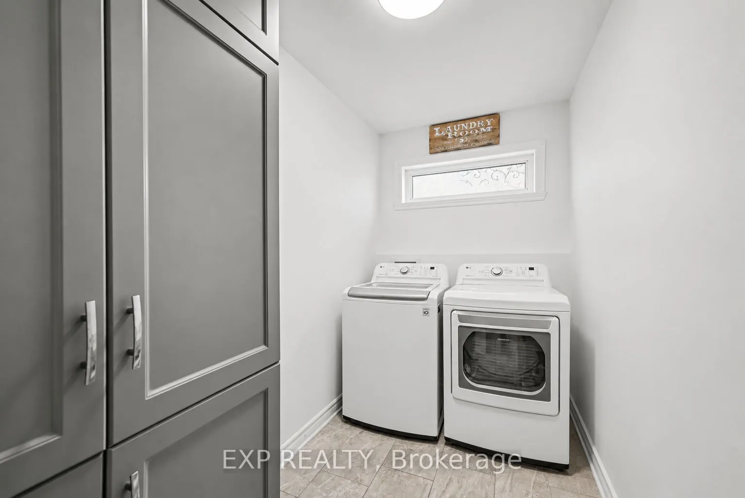 28 Jim Brownell Boulevard