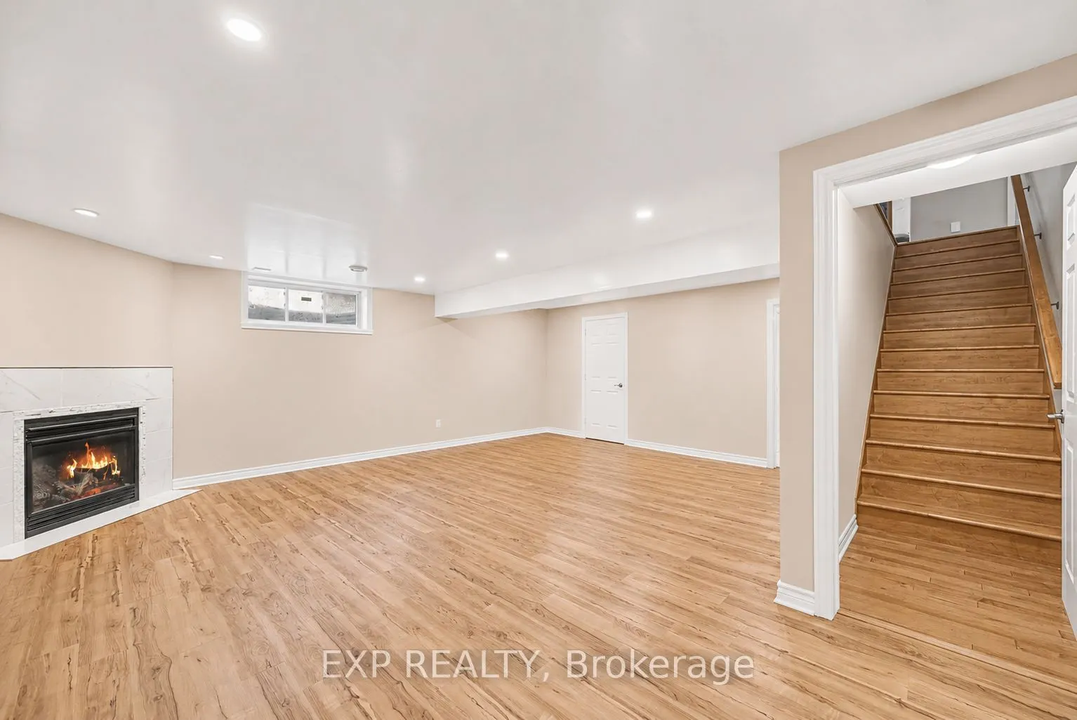 28 Jim Brownell Boulevard