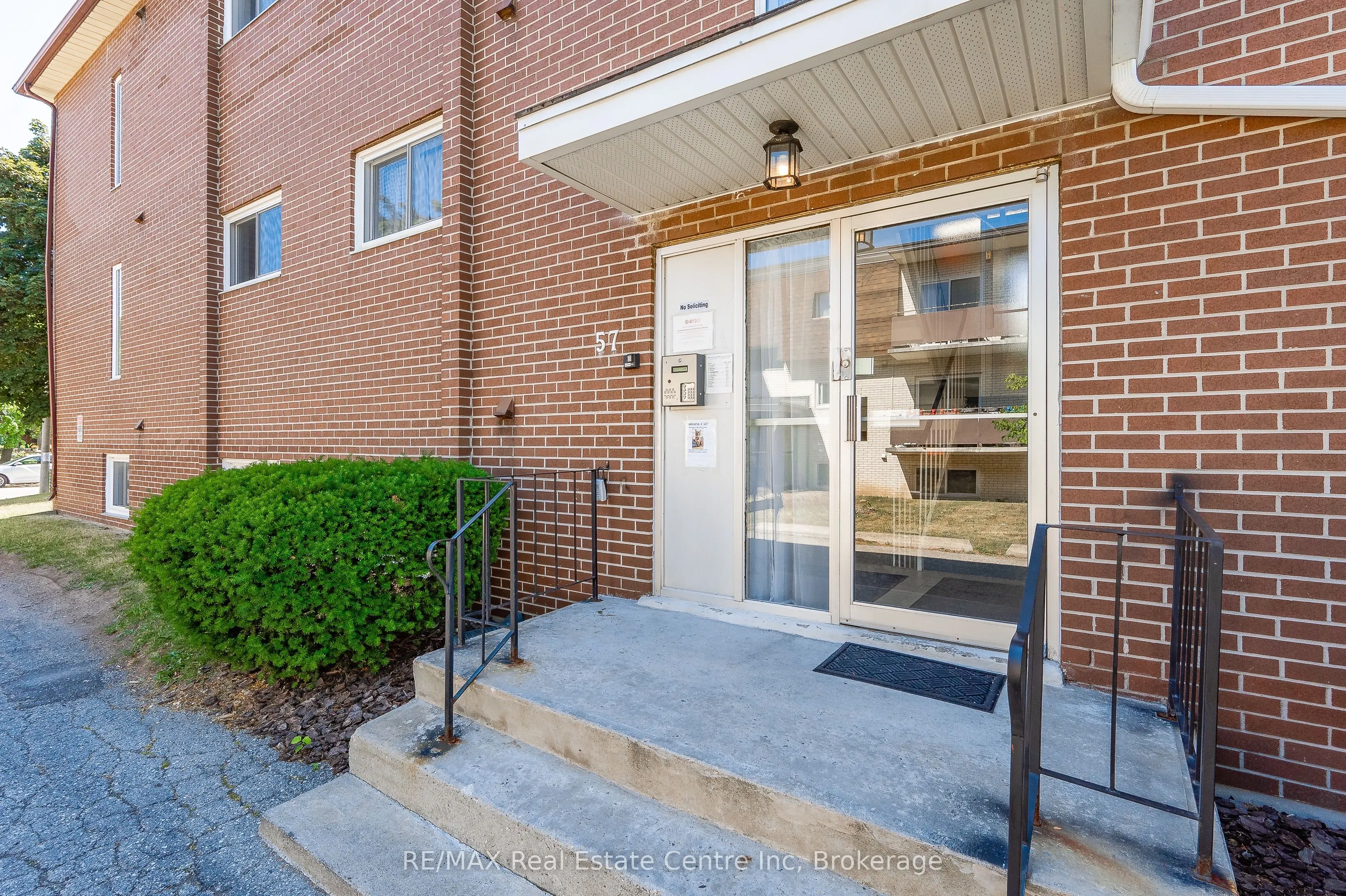 57 Conroy Crescent #102