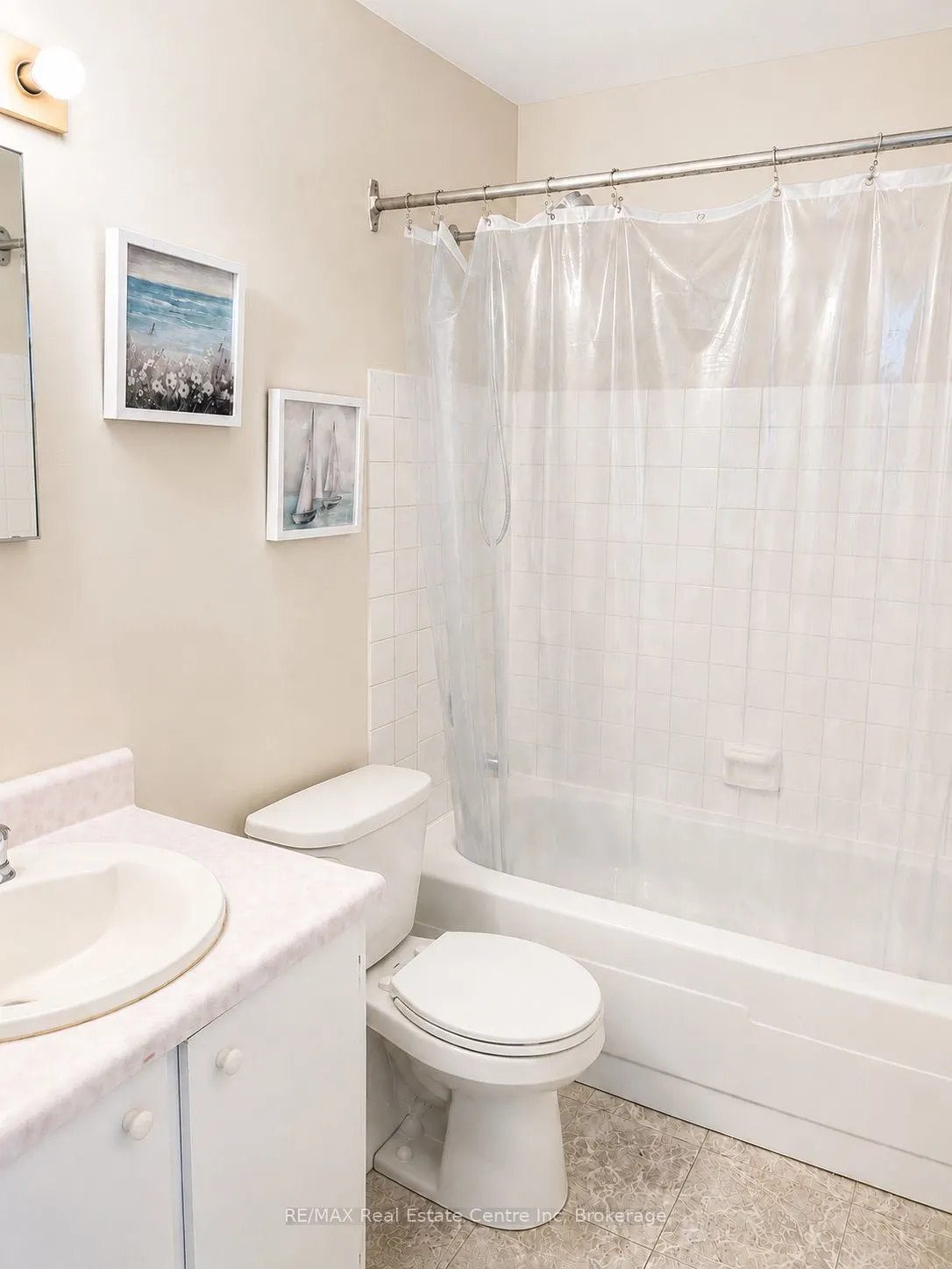 57 Conroy Crescent #102