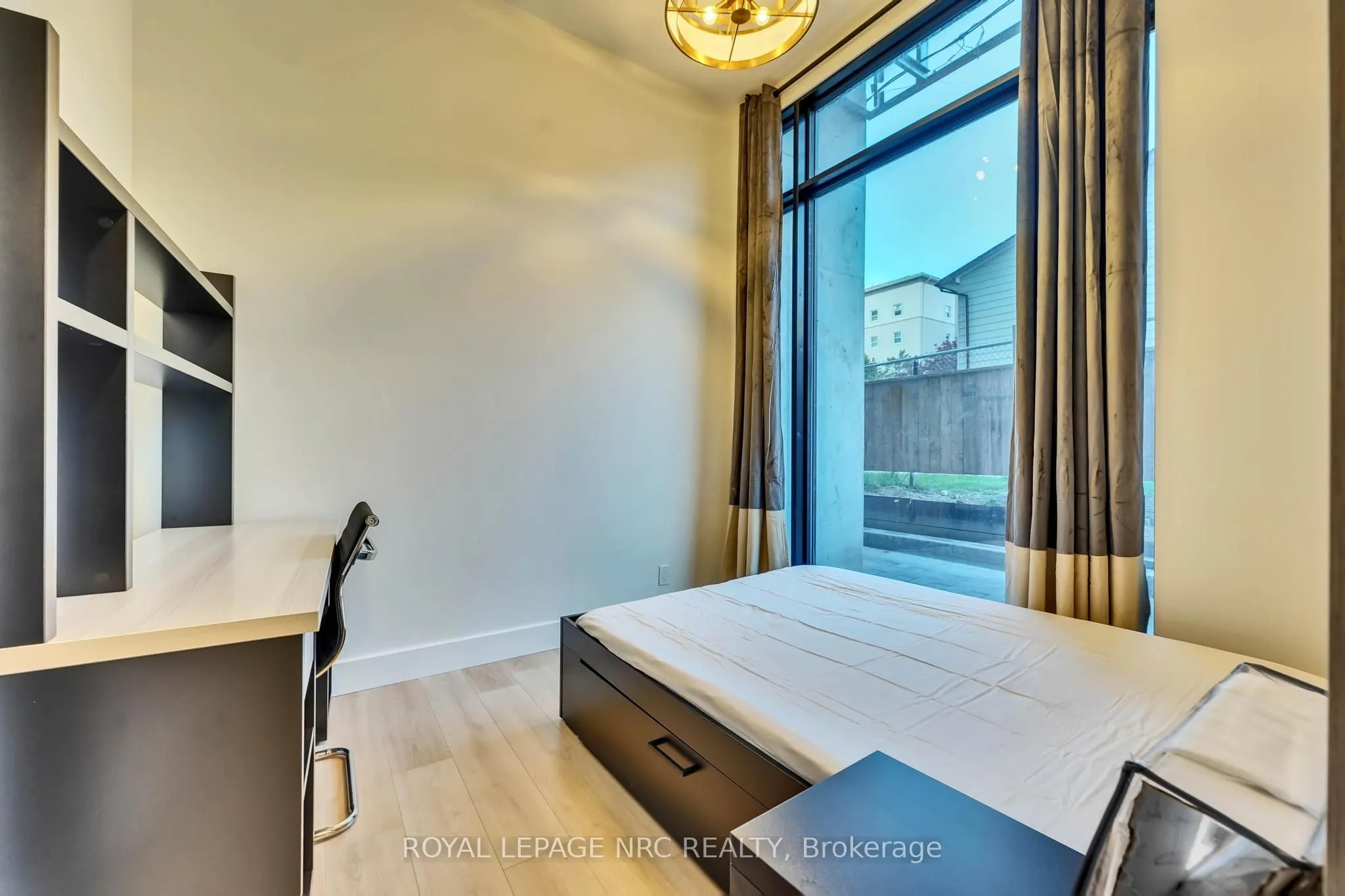 145 Columbia Street W #133