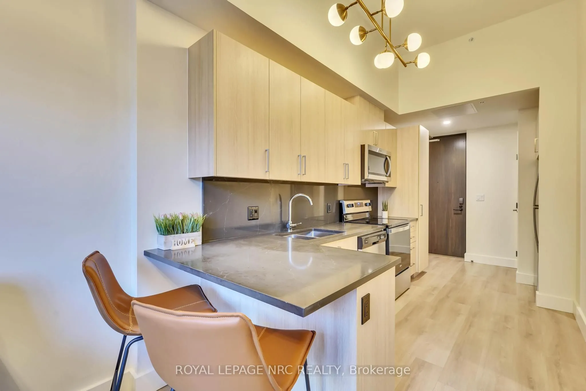 145 Columbia Street W #133