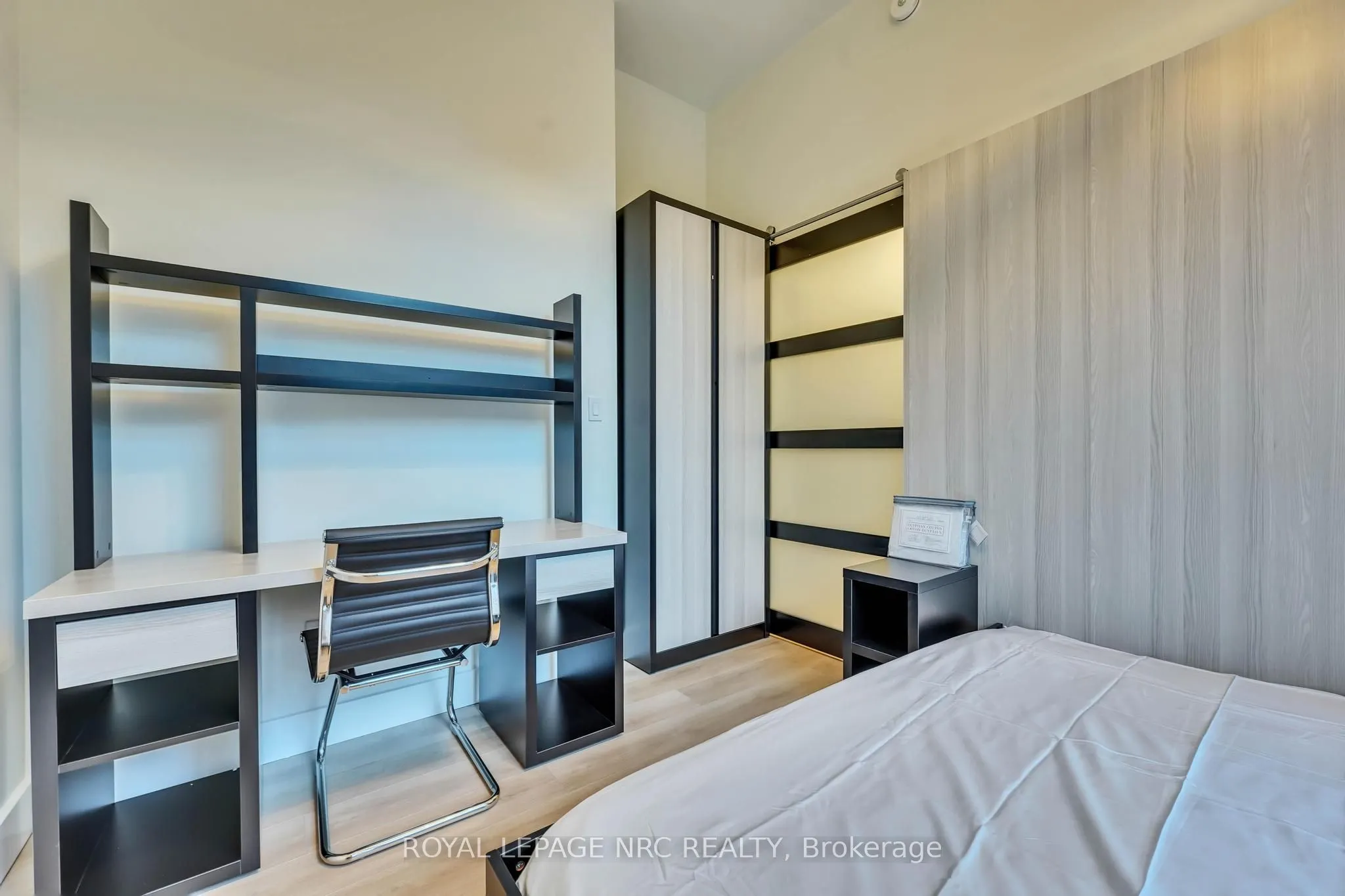 145 Columbia Street W #133