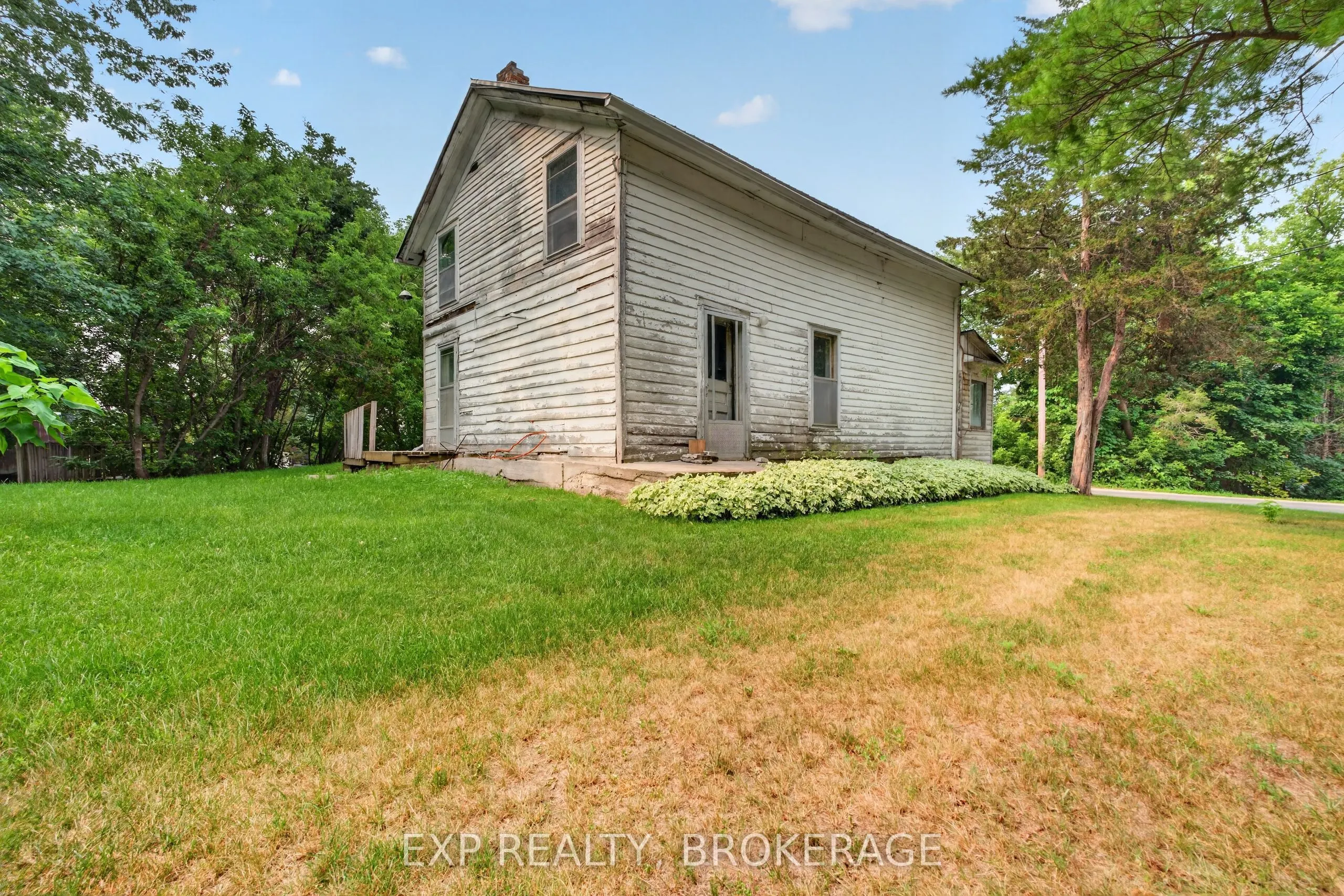 316 & 310 COLEBROOK Road