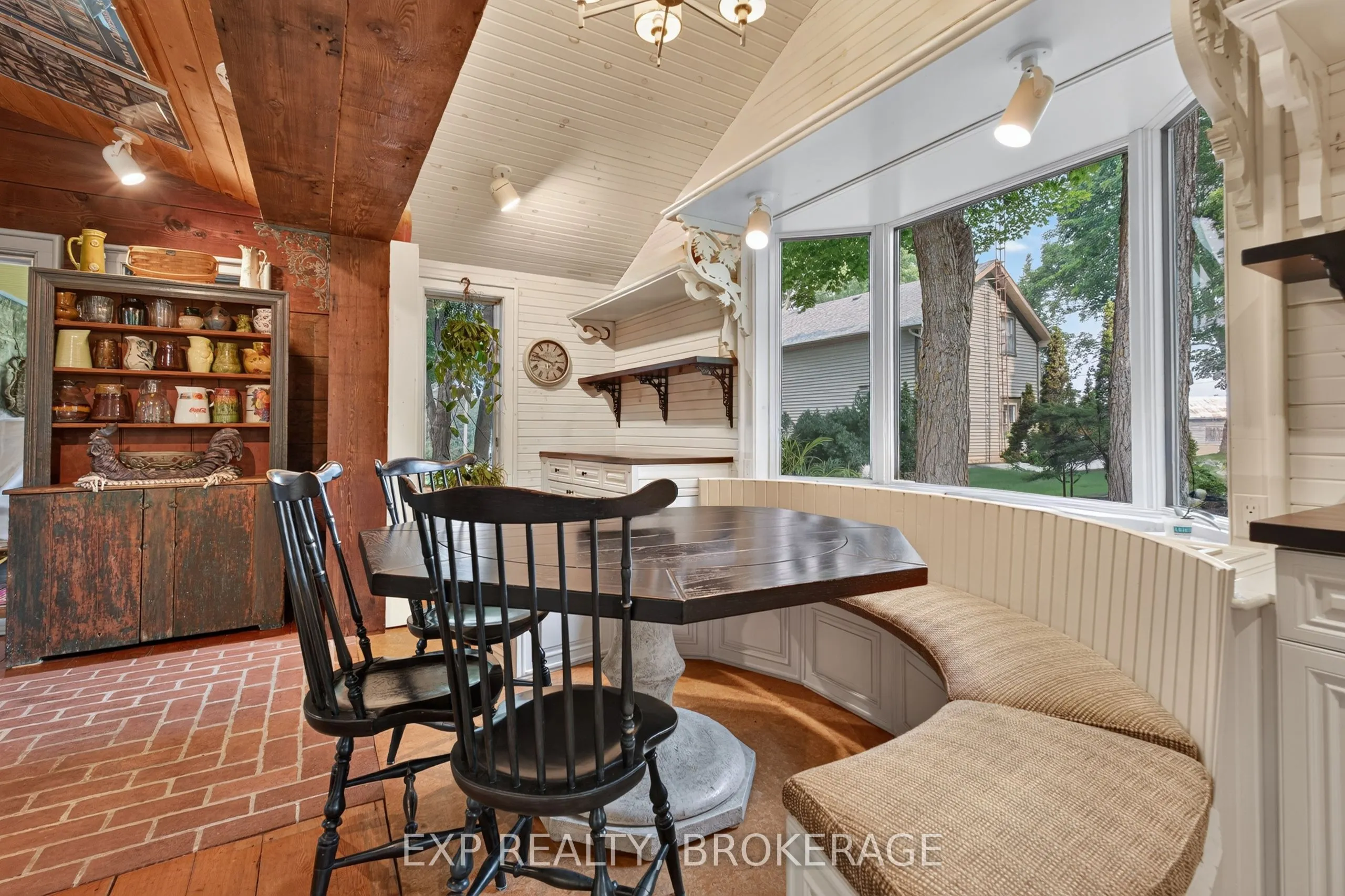 316 & 310 COLEBROOK Road