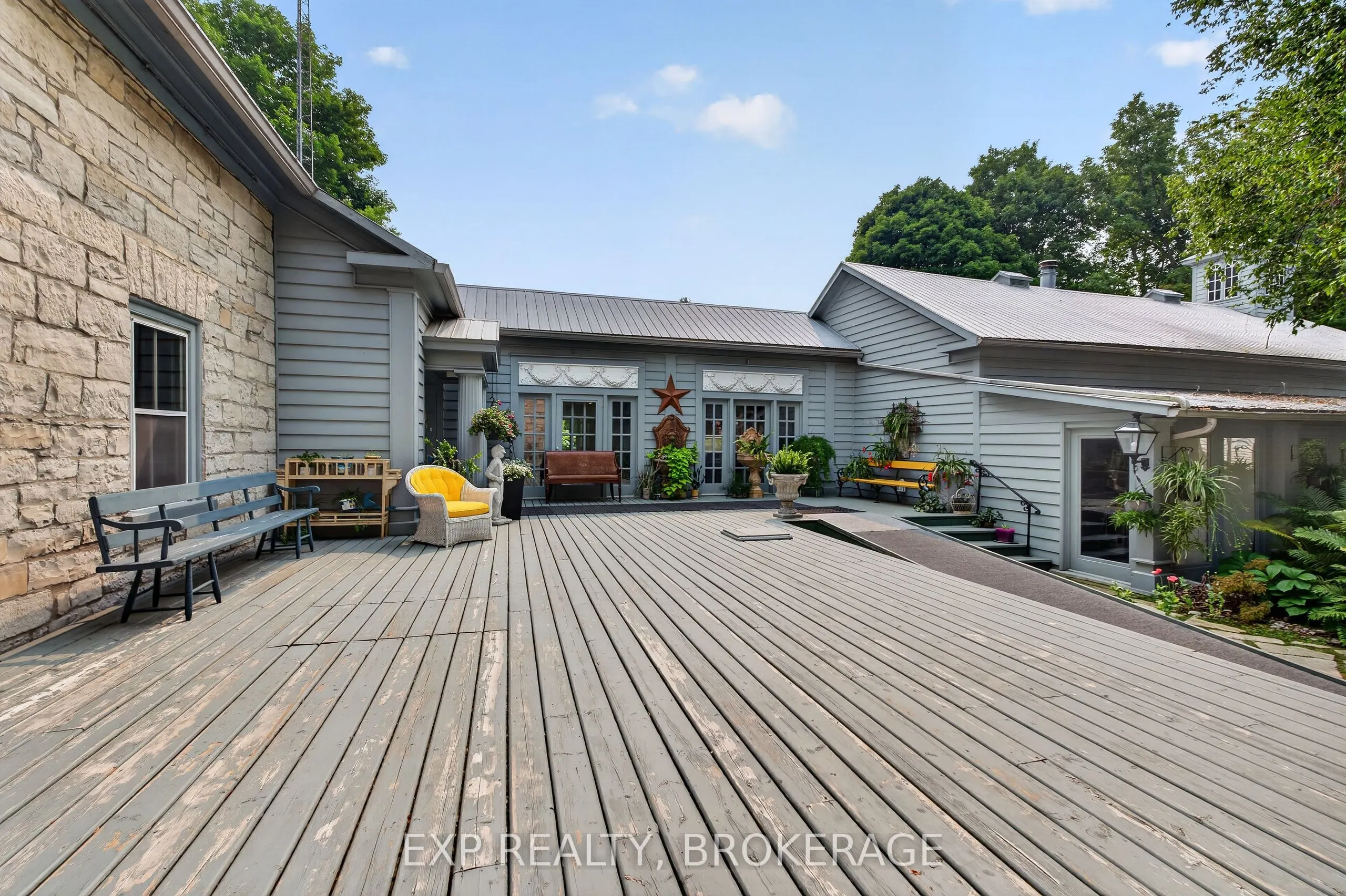316 & 310 COLEBROOK Road