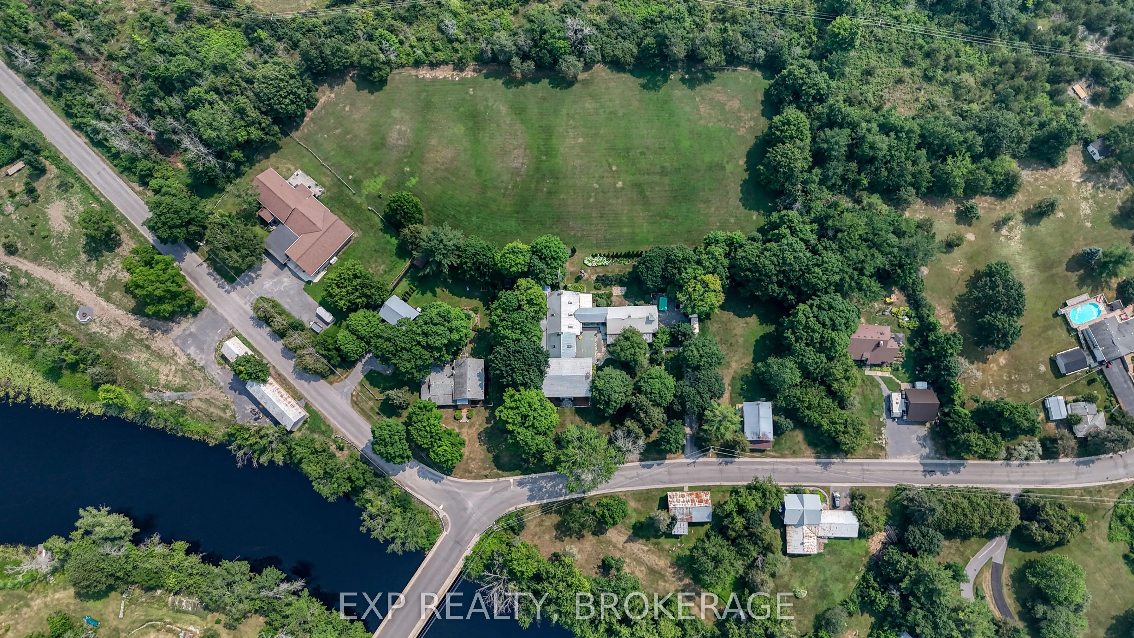 316 & 310 COLEBROOK Road