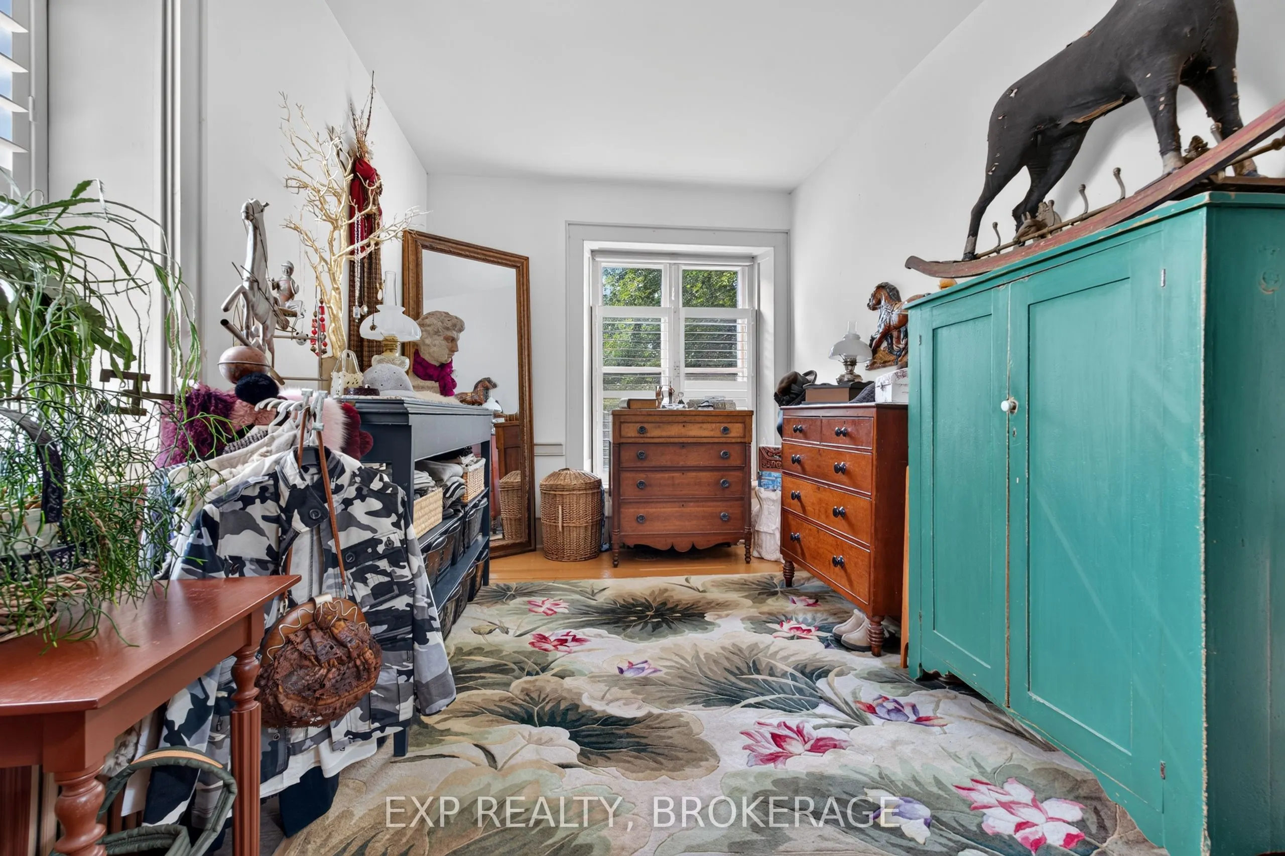 316 & 310 COLEBROOK Road
