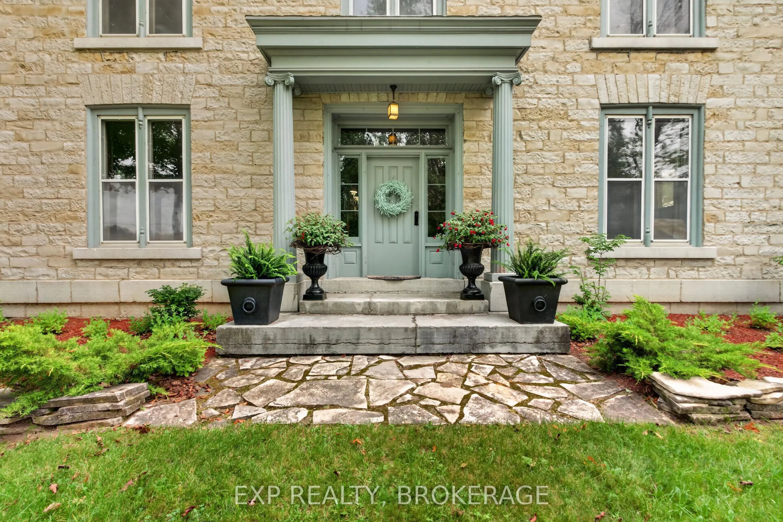 316 & 310 COLEBROOK Road
