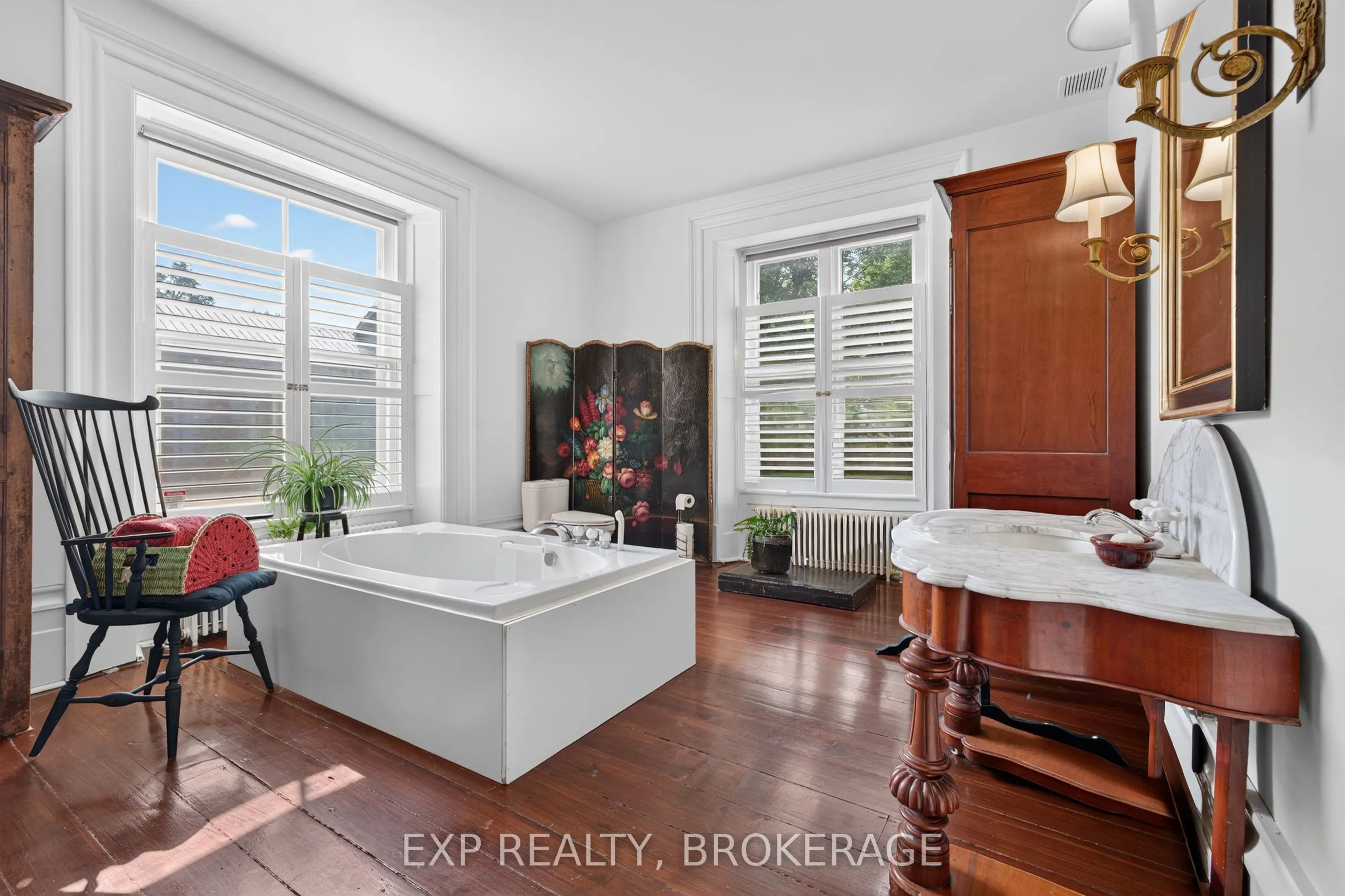 316 & 310 COLEBROOK Road
