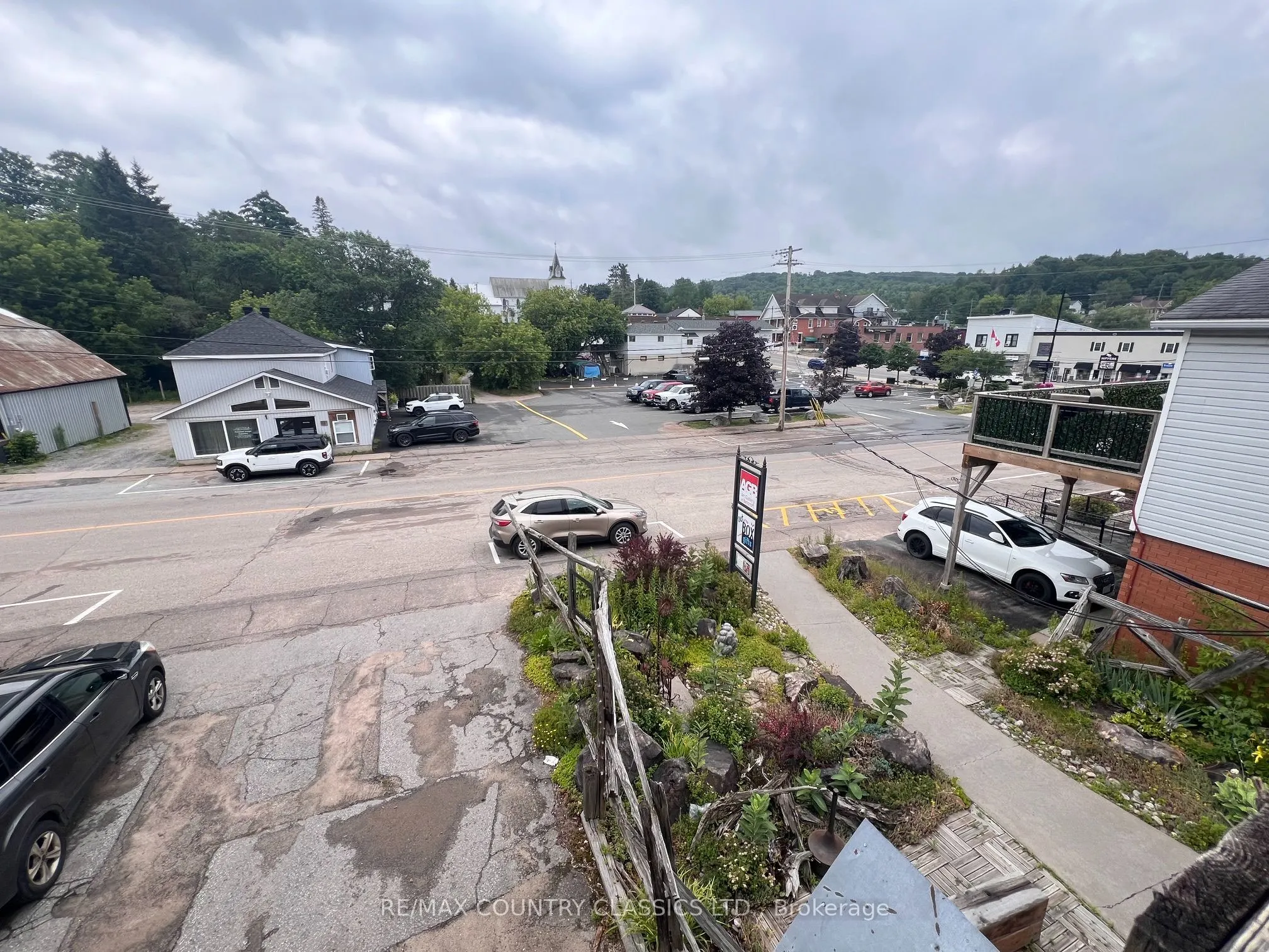 10 - 12 Flint Avenue