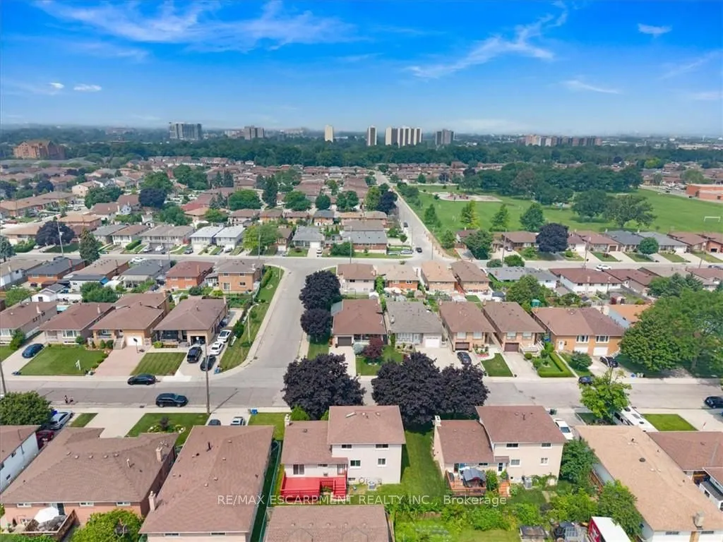 345 BERKINDALE Drive